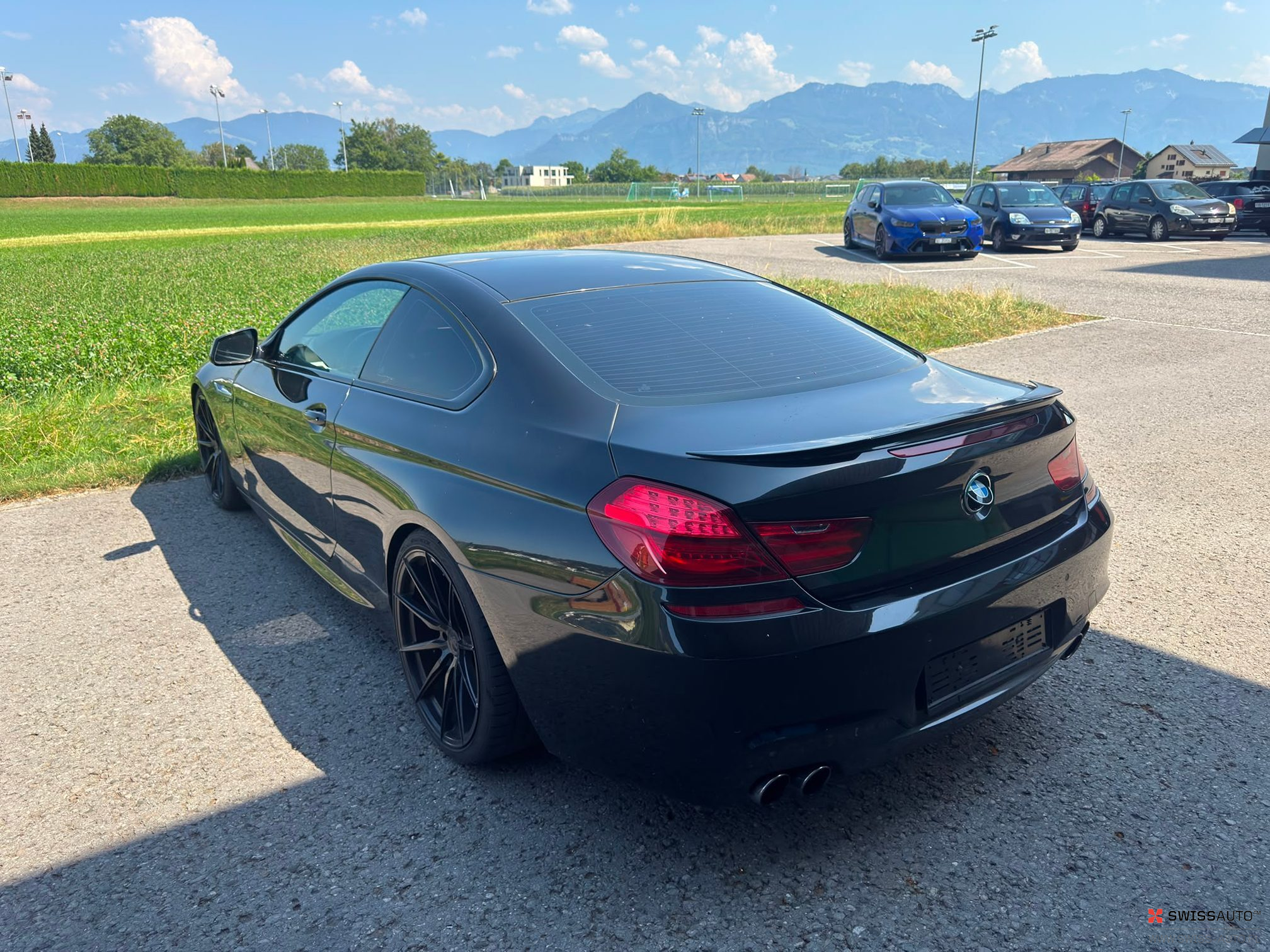 Auction Image