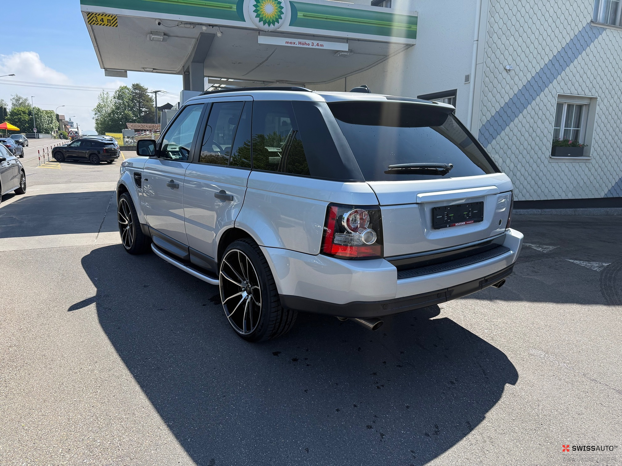 Auction Image