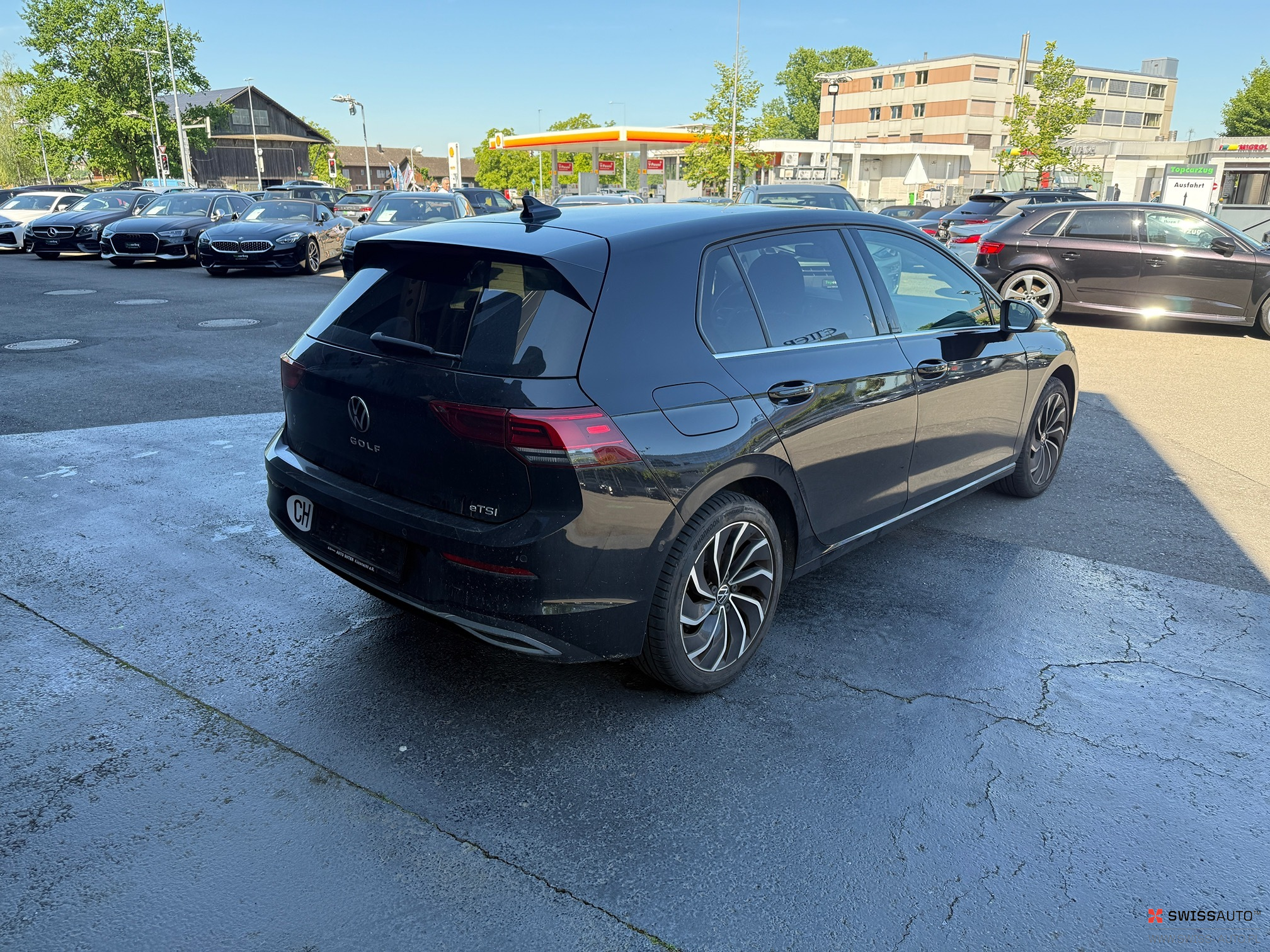 Auction Image