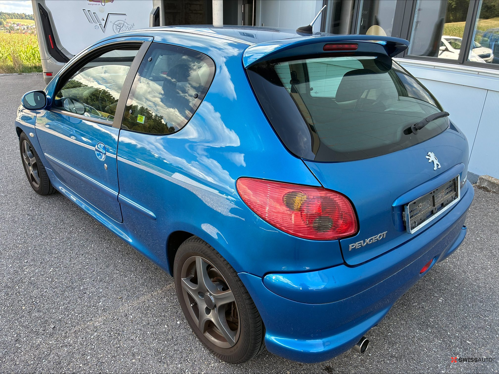 Auction Image