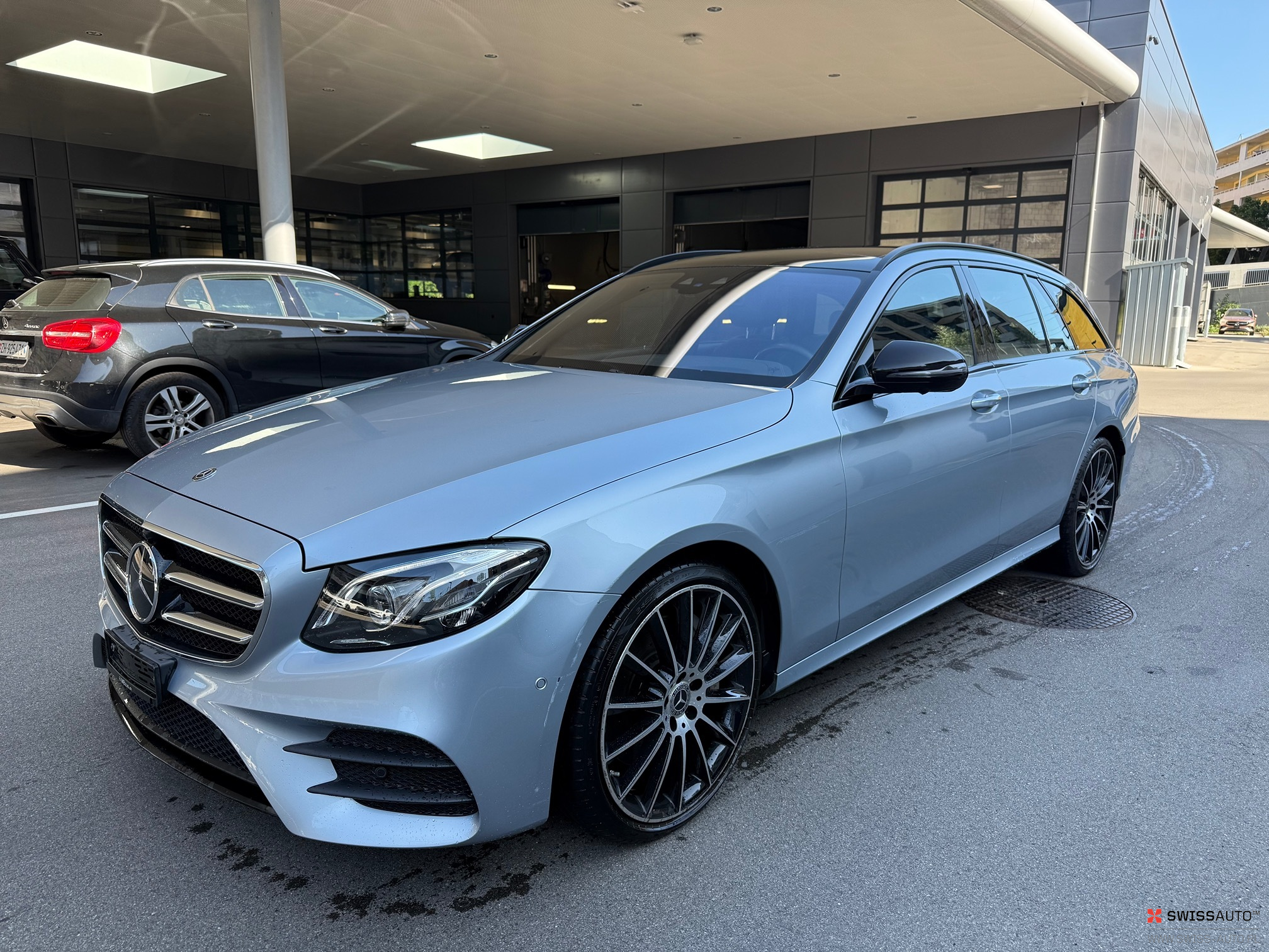 Auction Image