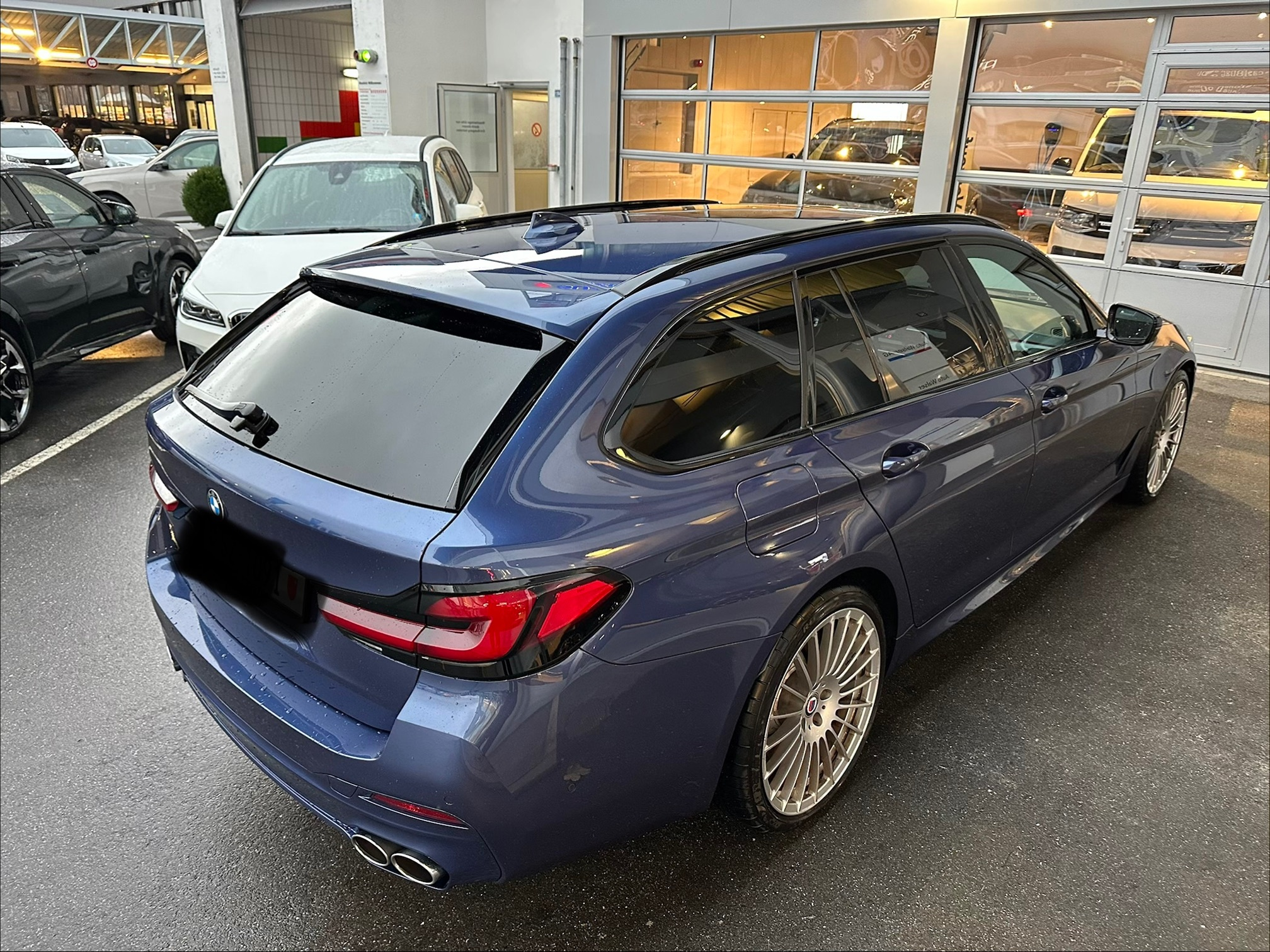 Auction Image