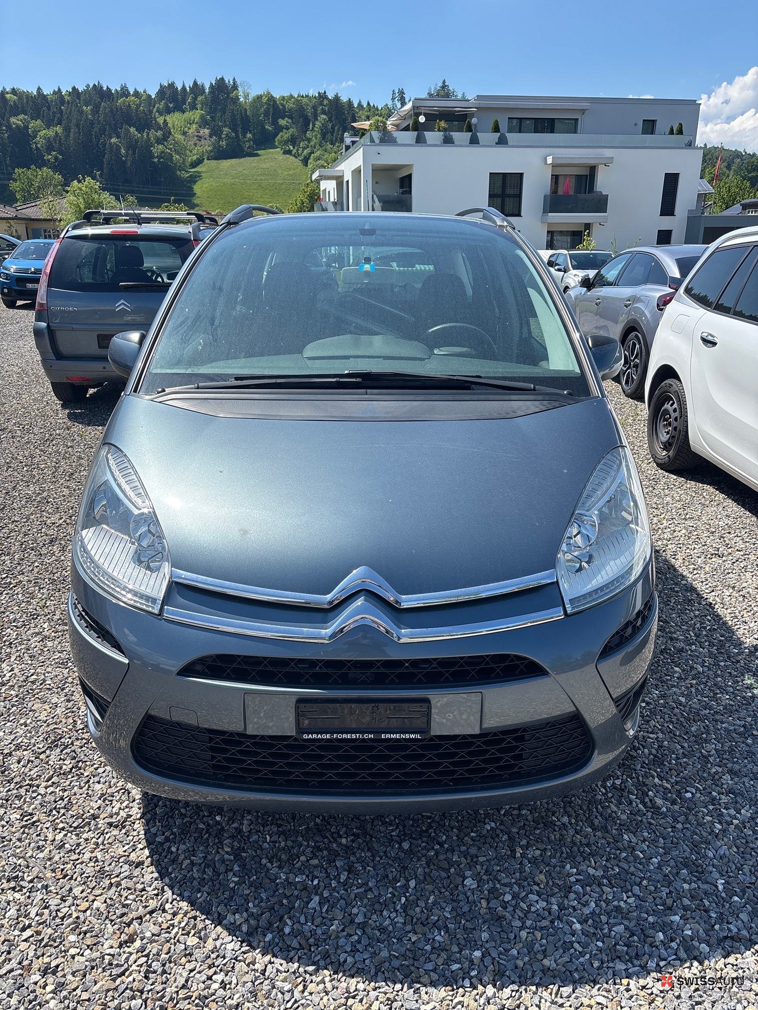 Auction Image