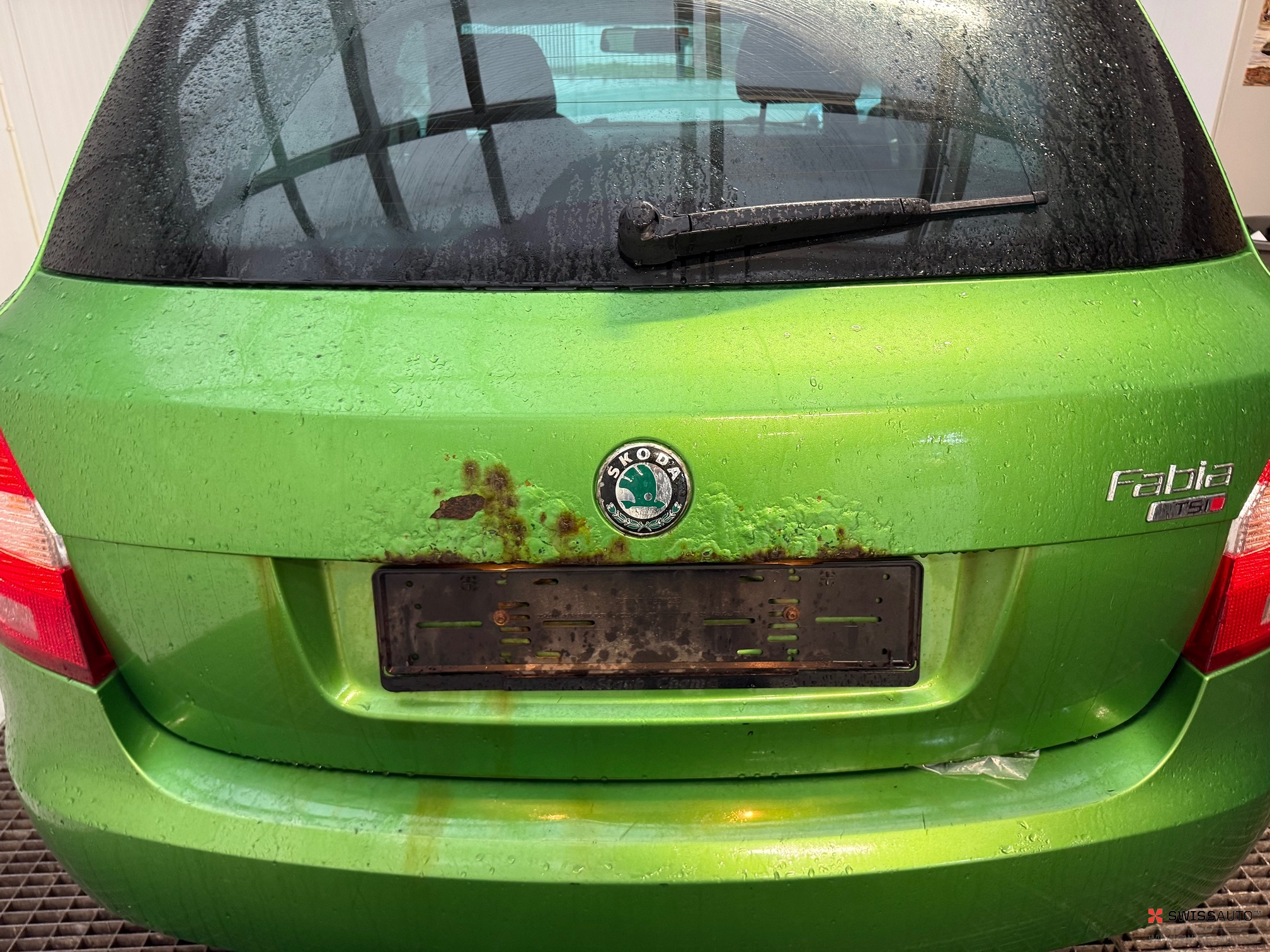 Auction Image