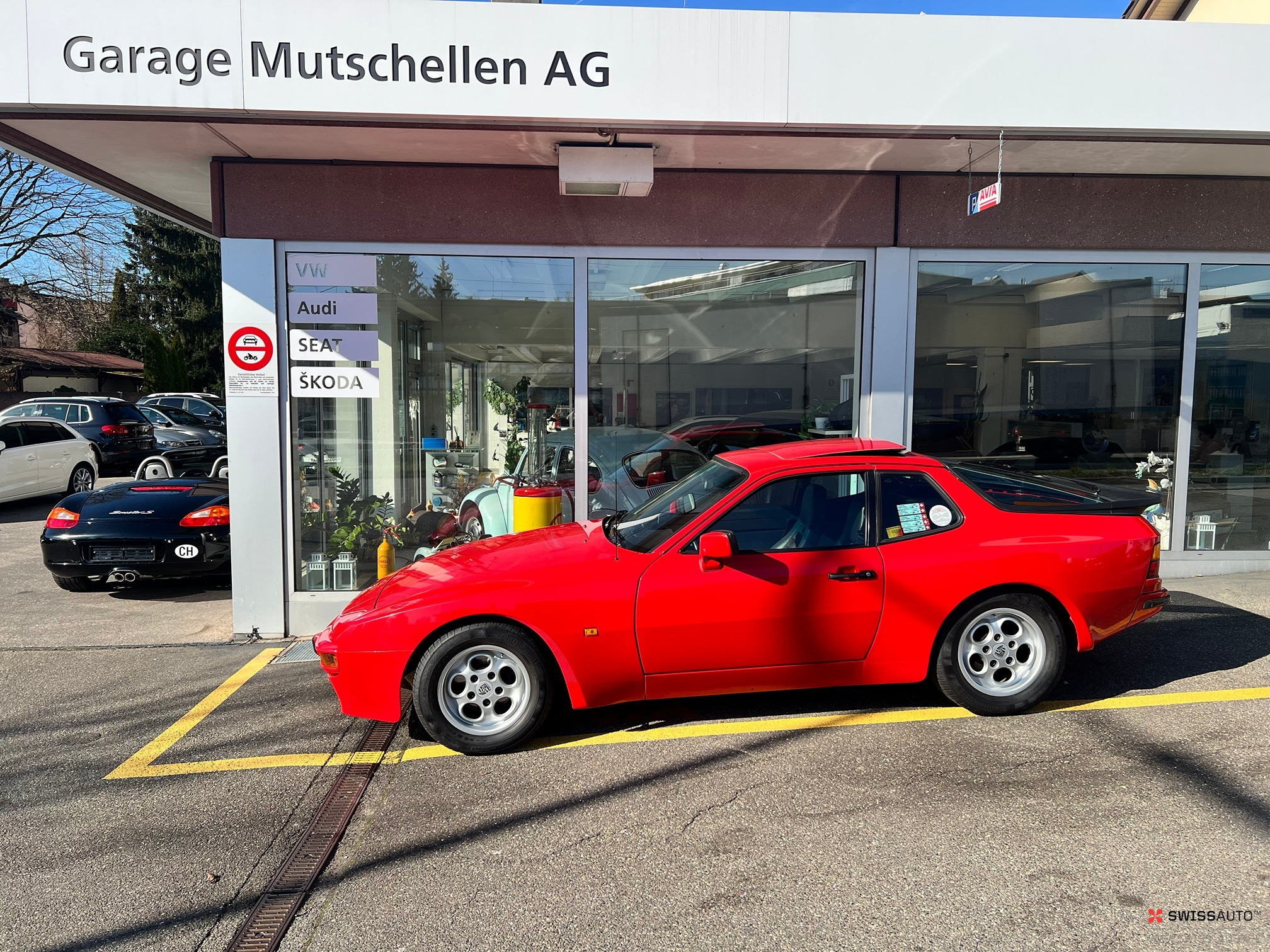 Auction Image