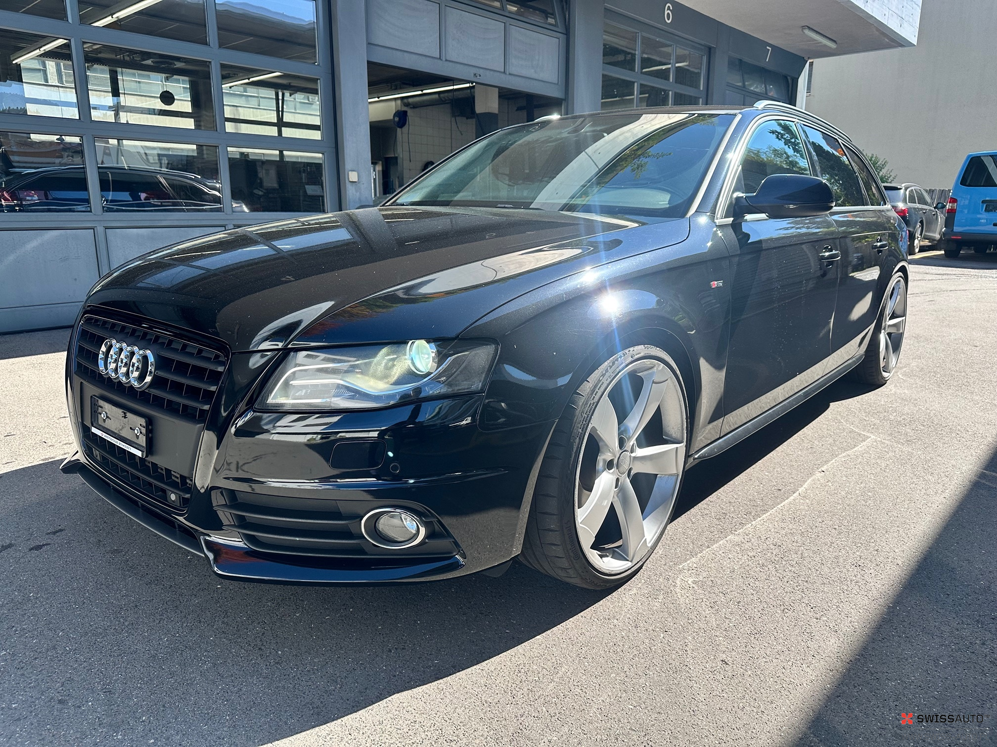 Auction Image