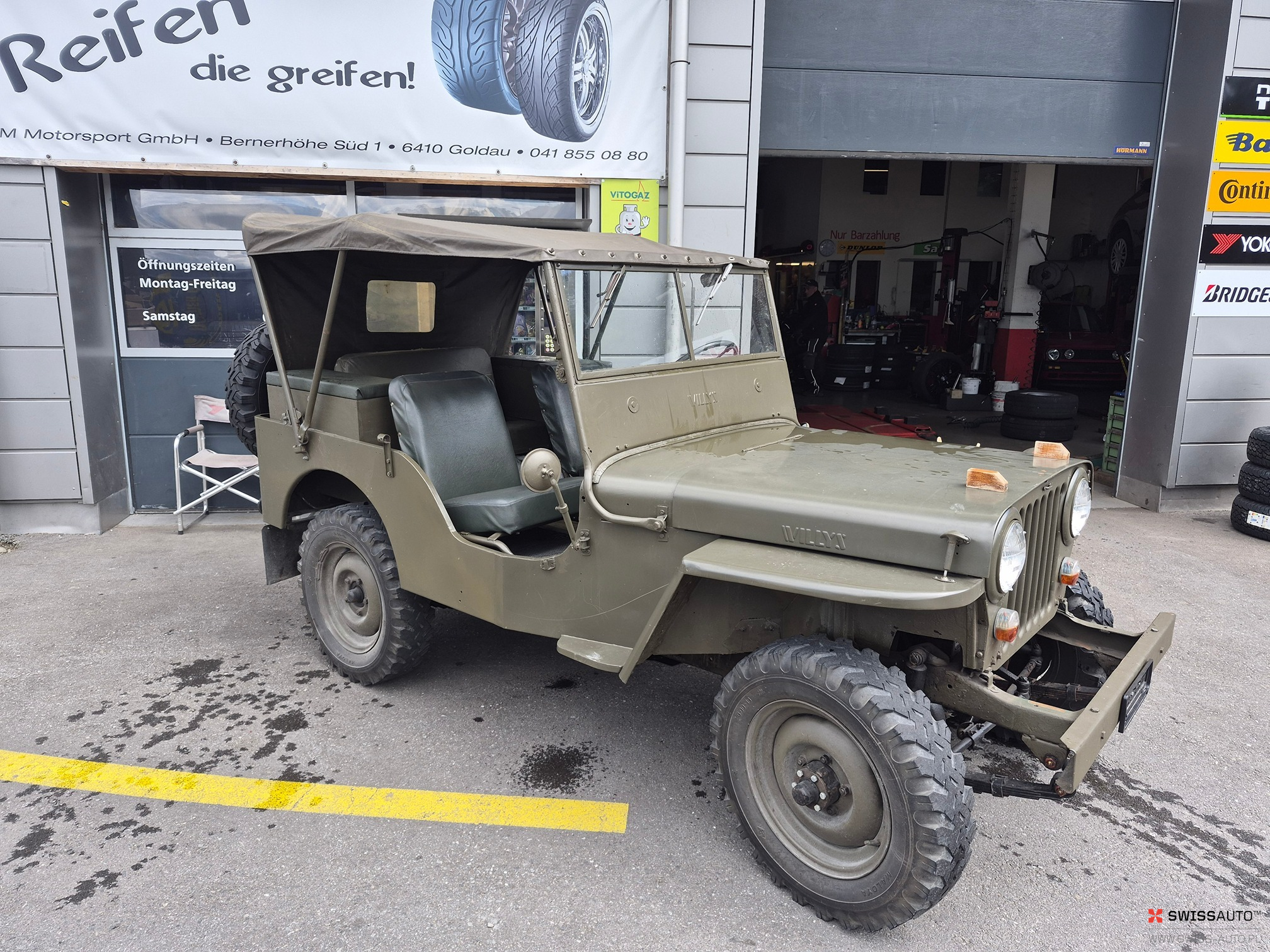 Auction Image