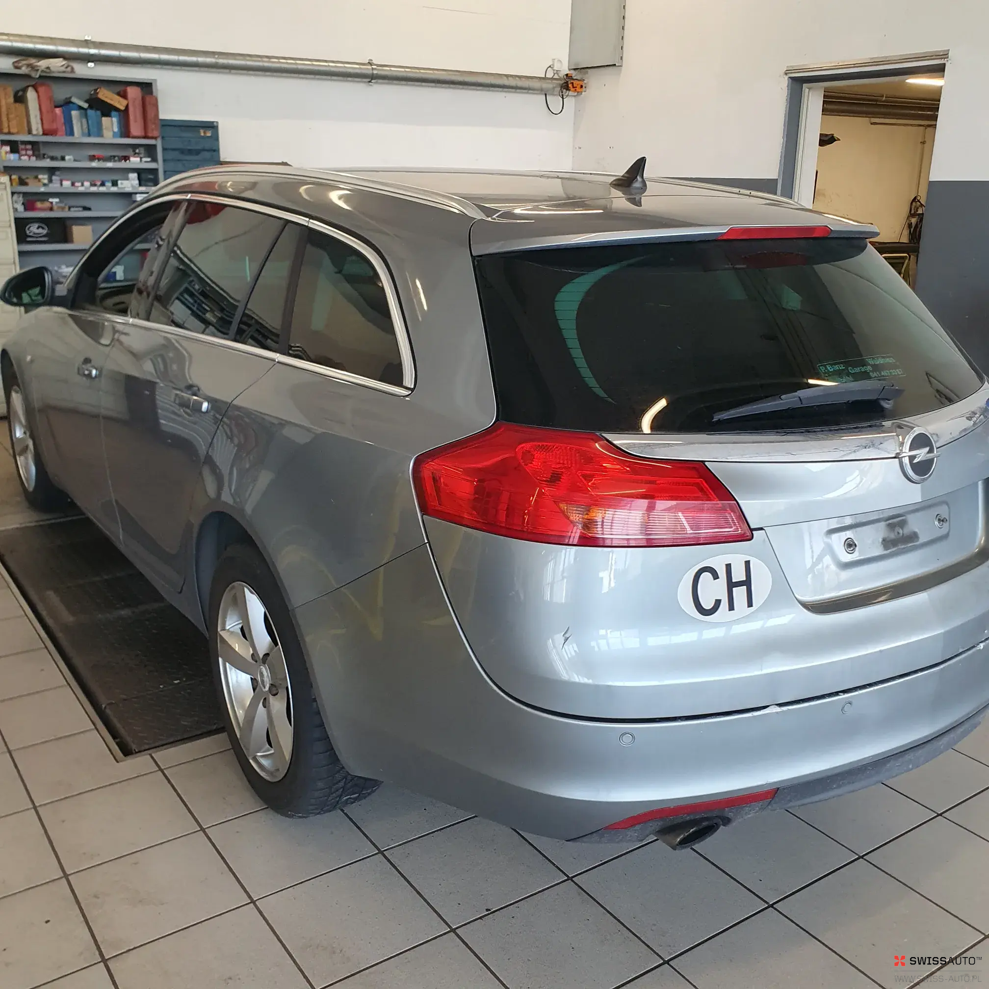 Auction Image