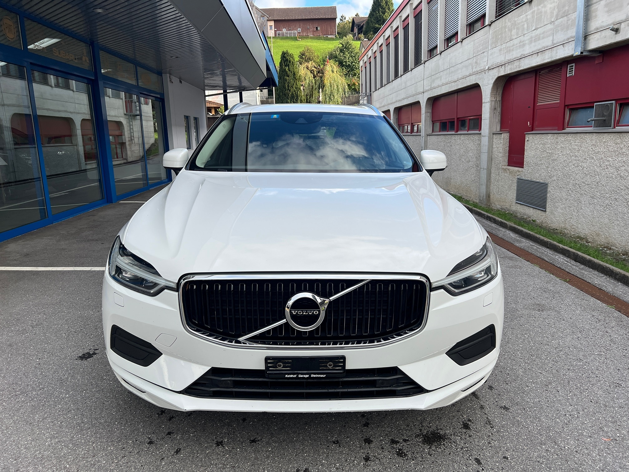 Swiss-auto.pl - VOLVO XC60 D4 AWD