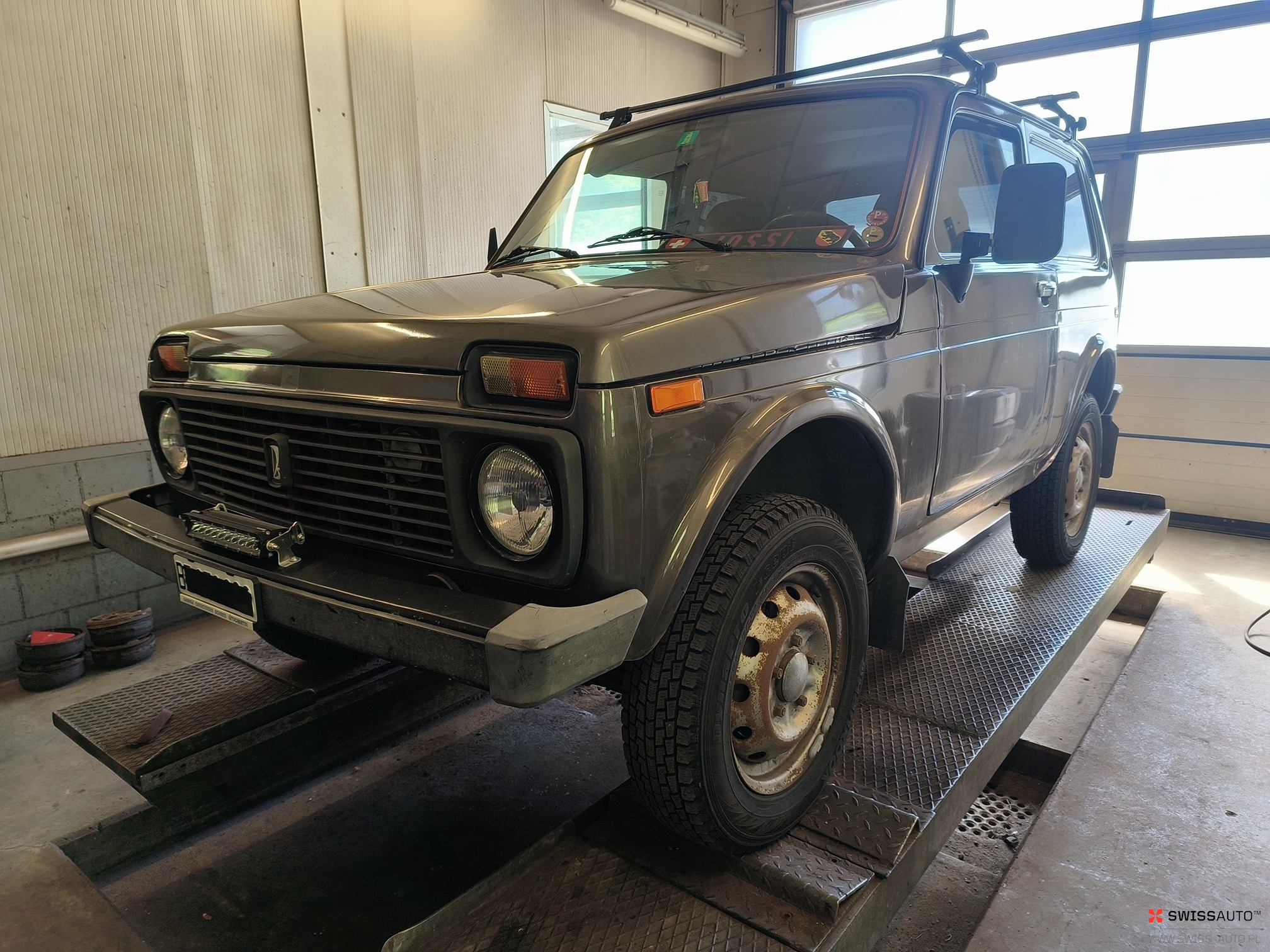 Auction Image