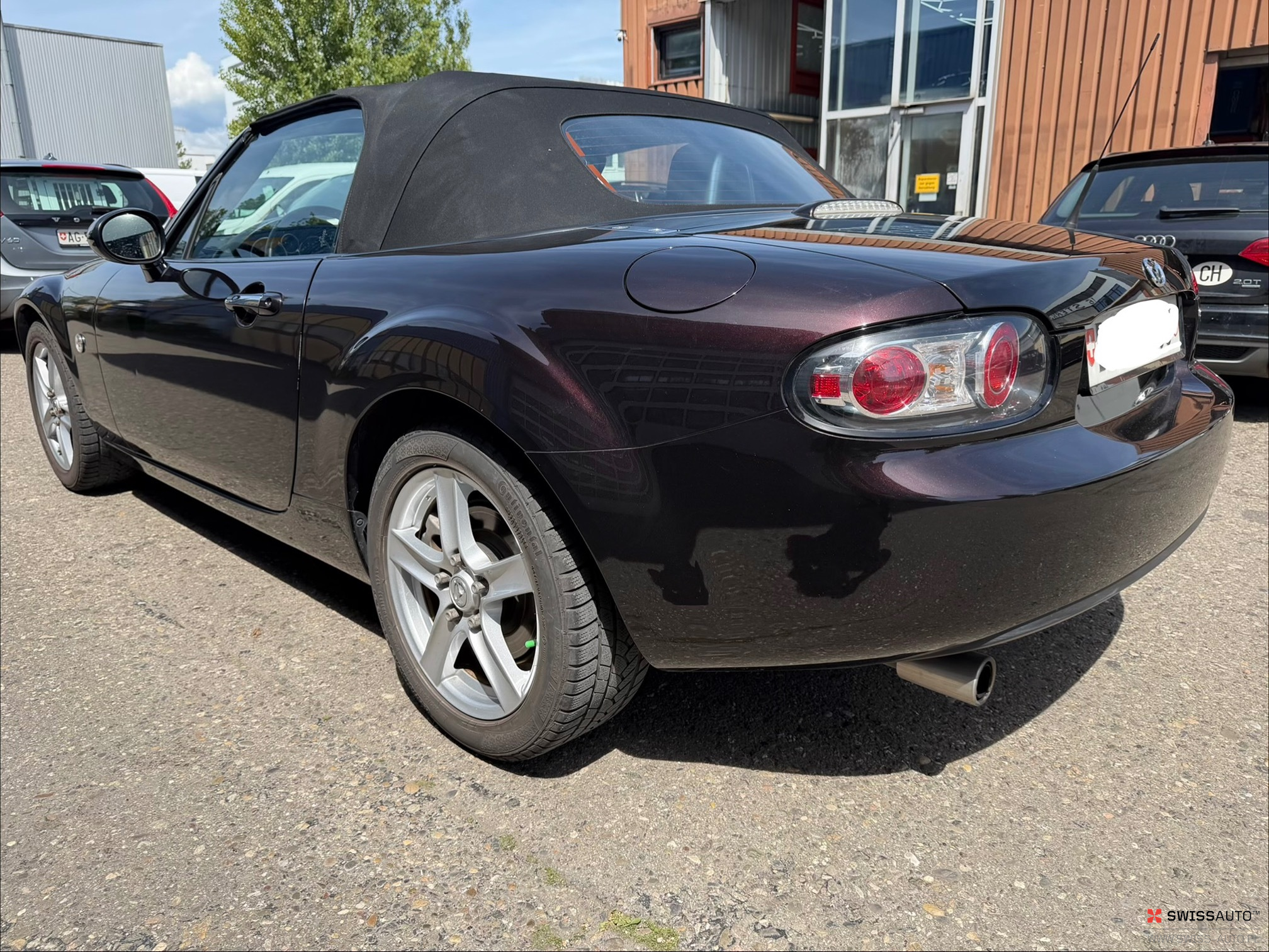 Auction Image