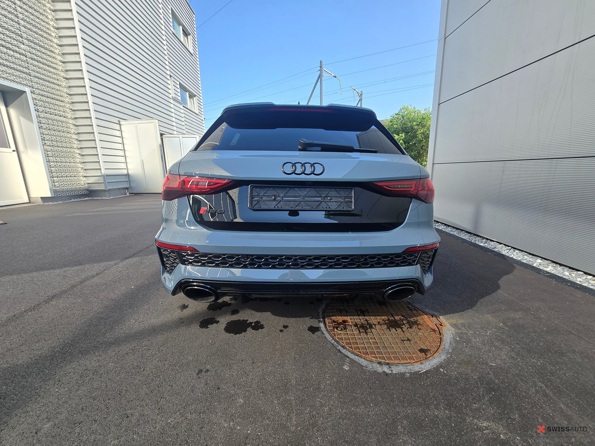 Auction Image