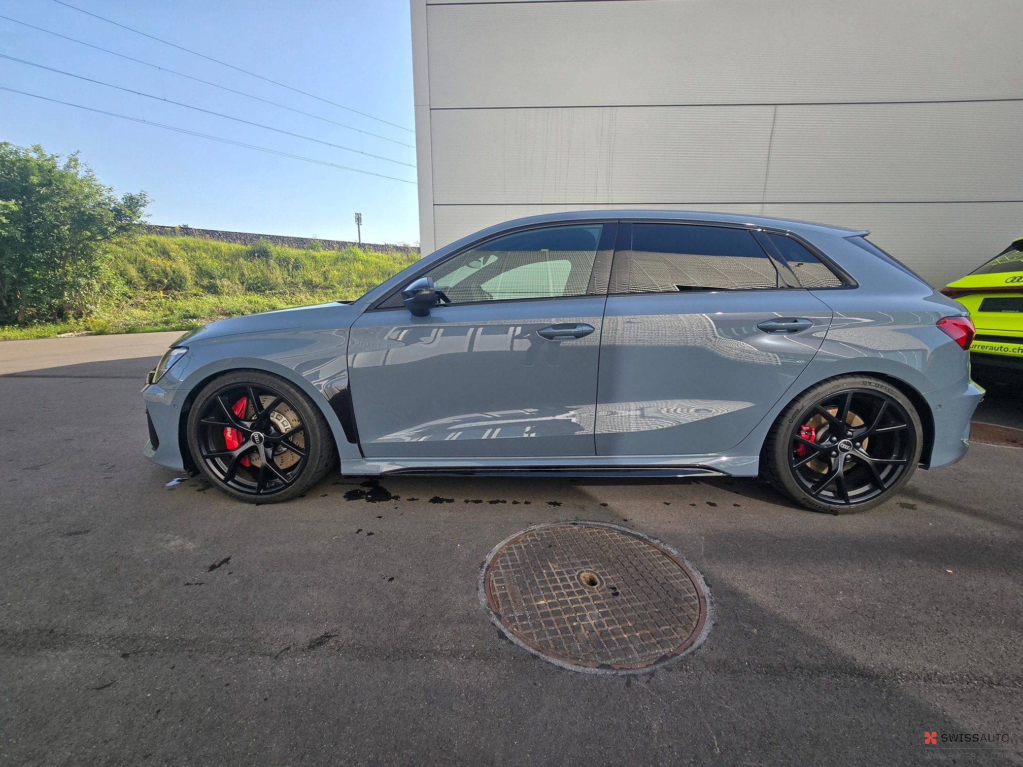 Auction Image