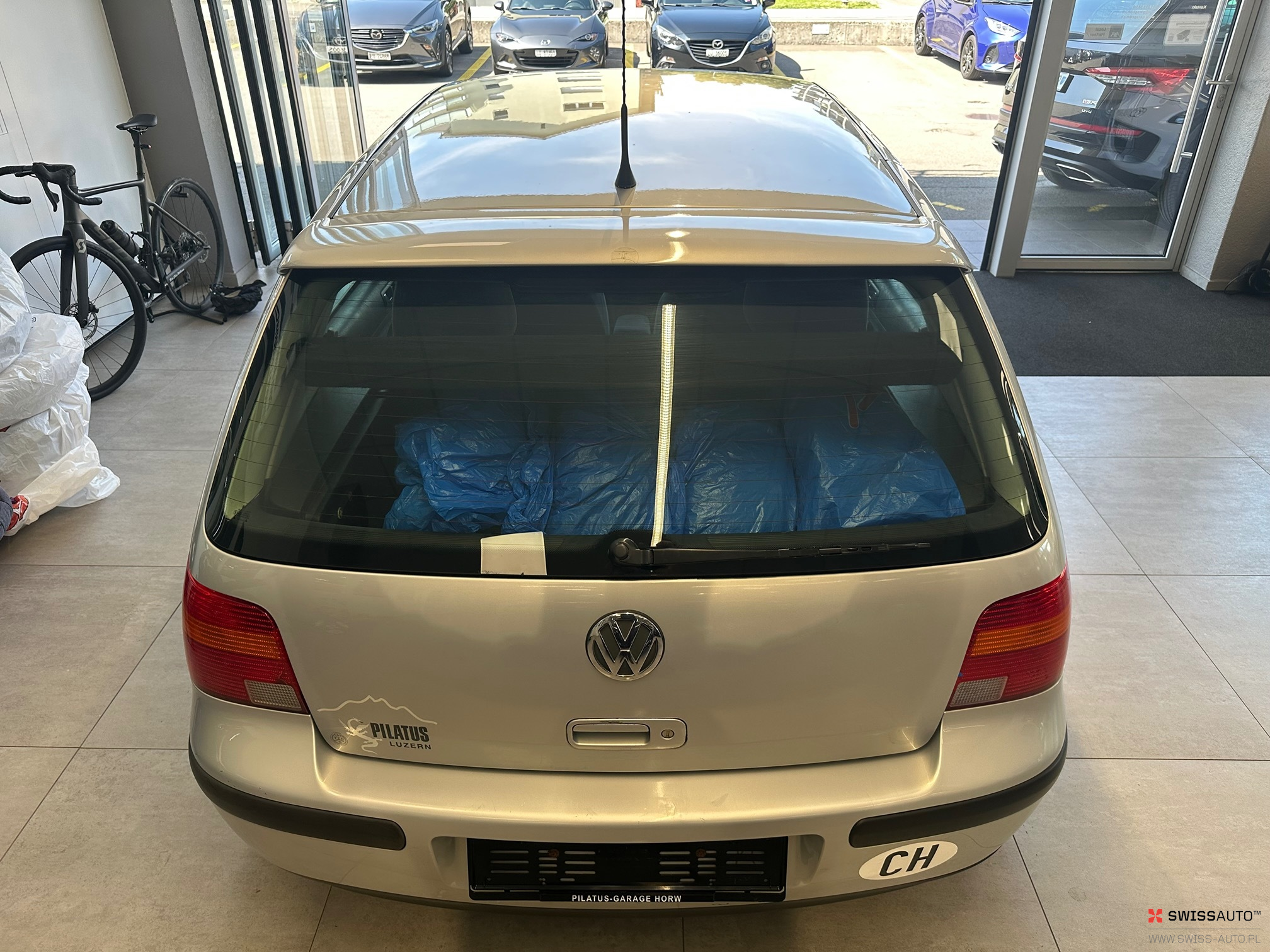 Auction Image