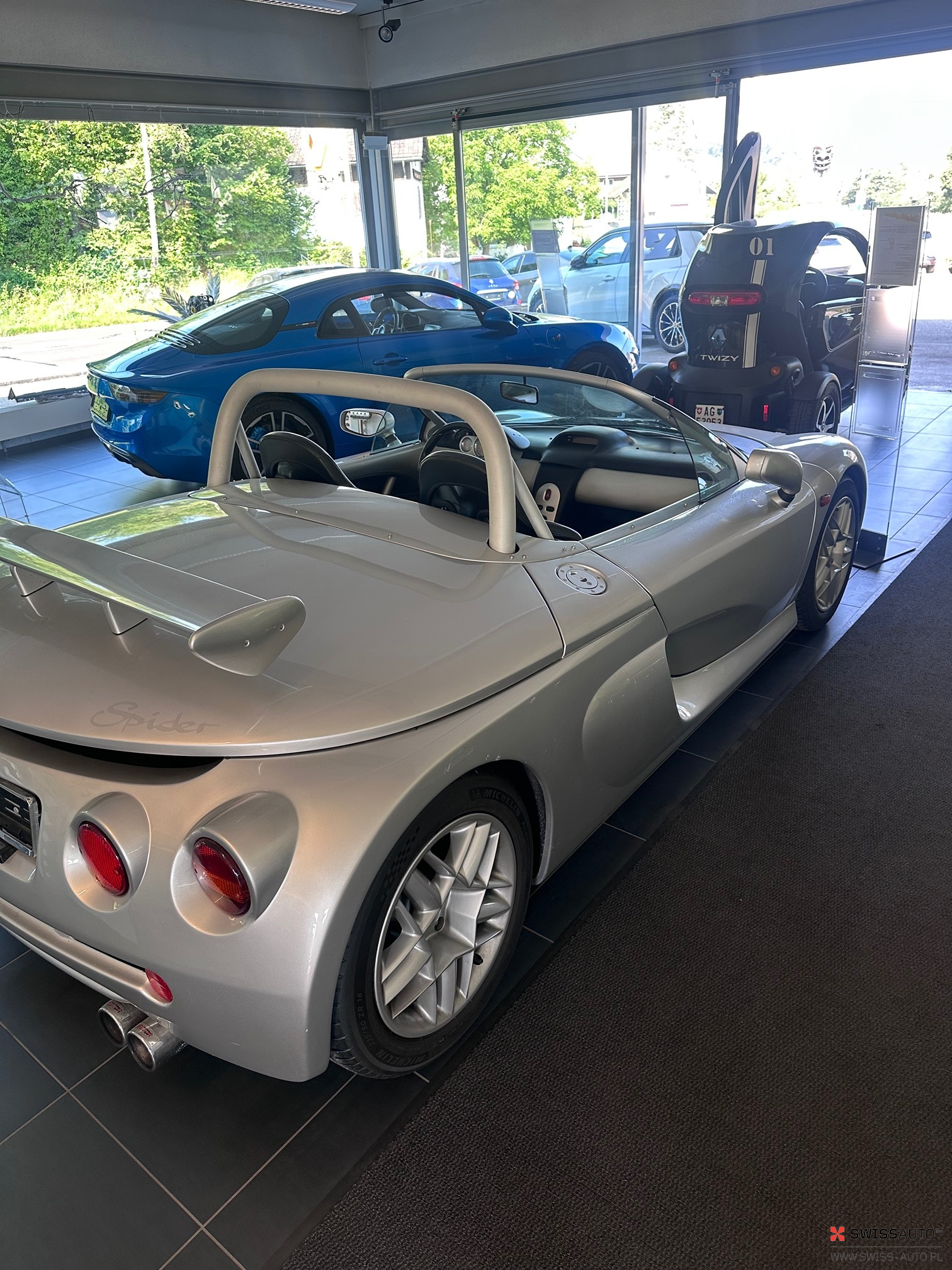 Auction Image