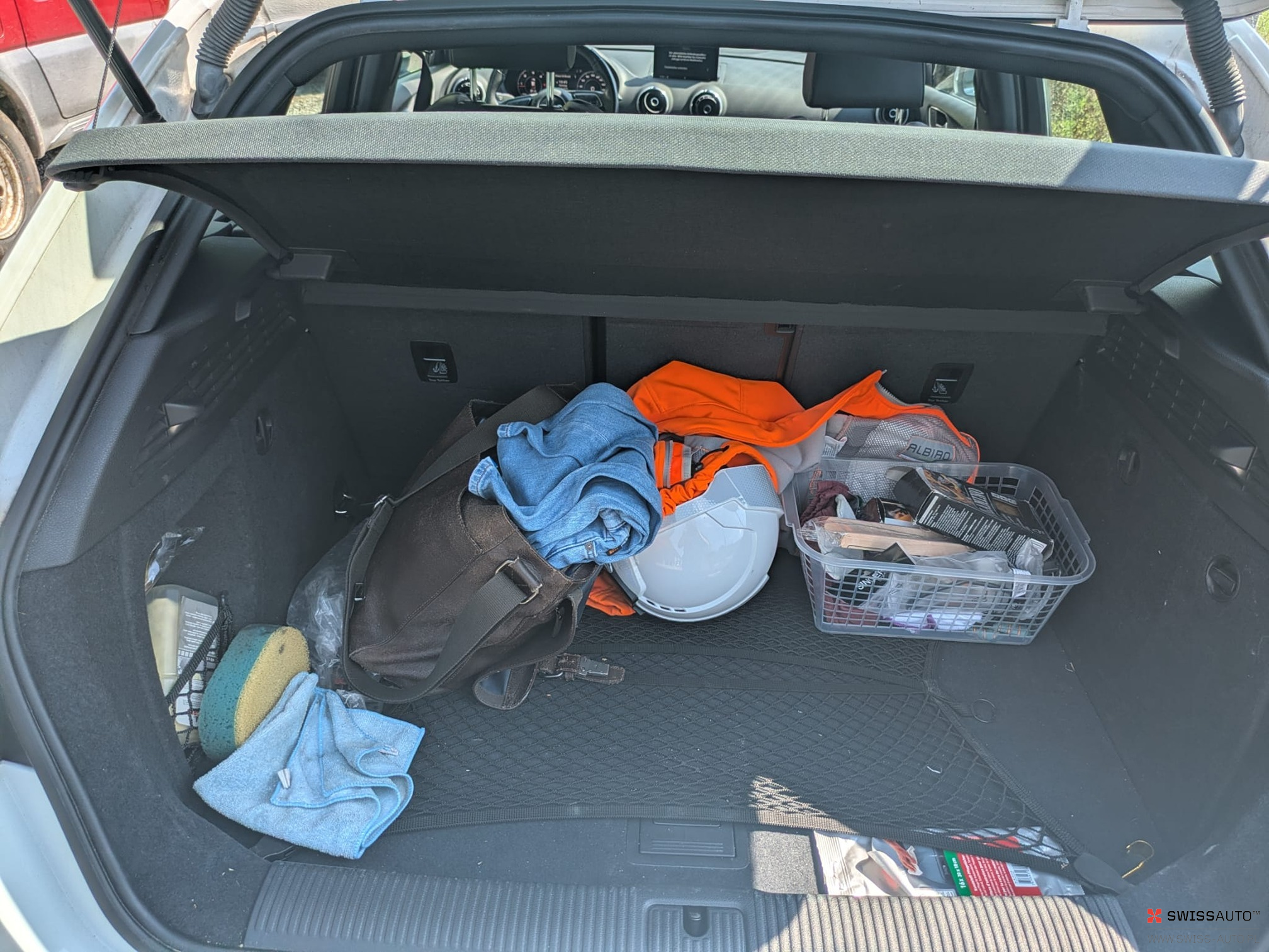 Auction Image