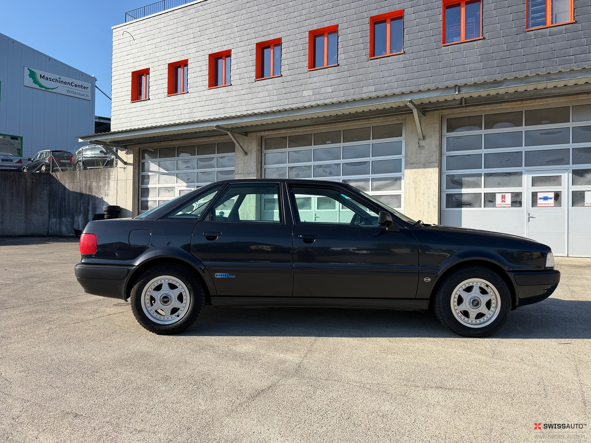 Auction Image