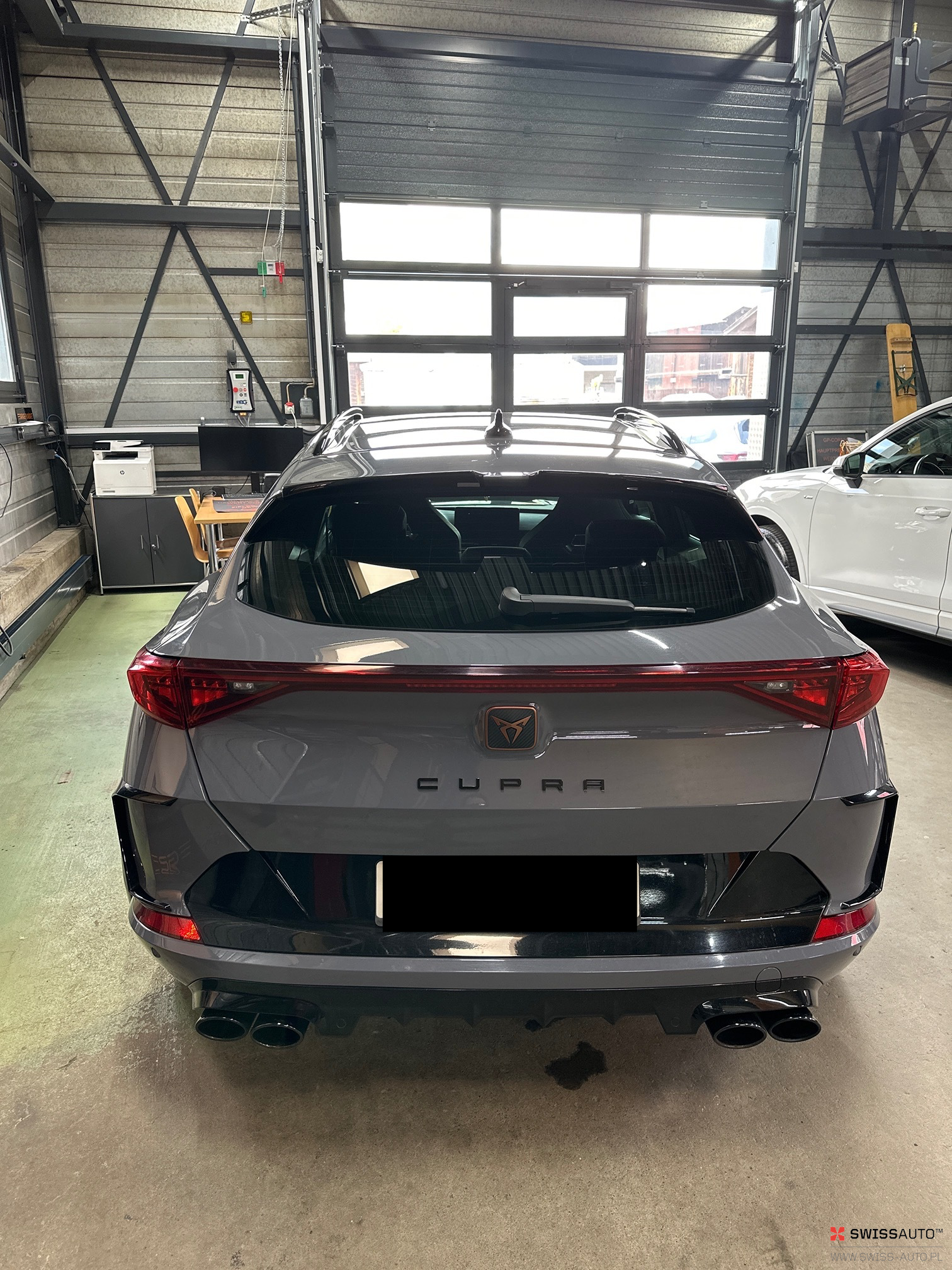 Auction Image