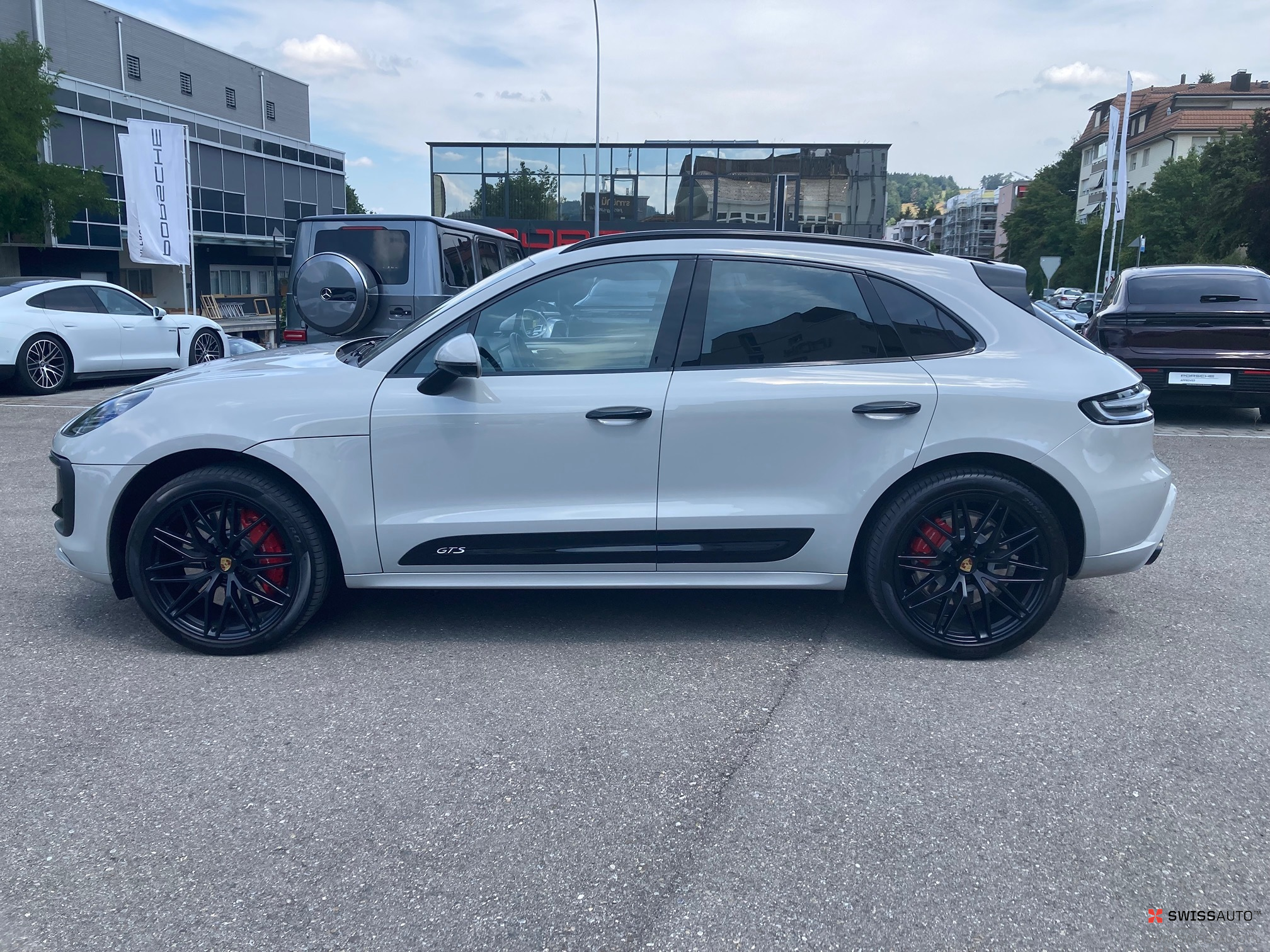 Auction Image