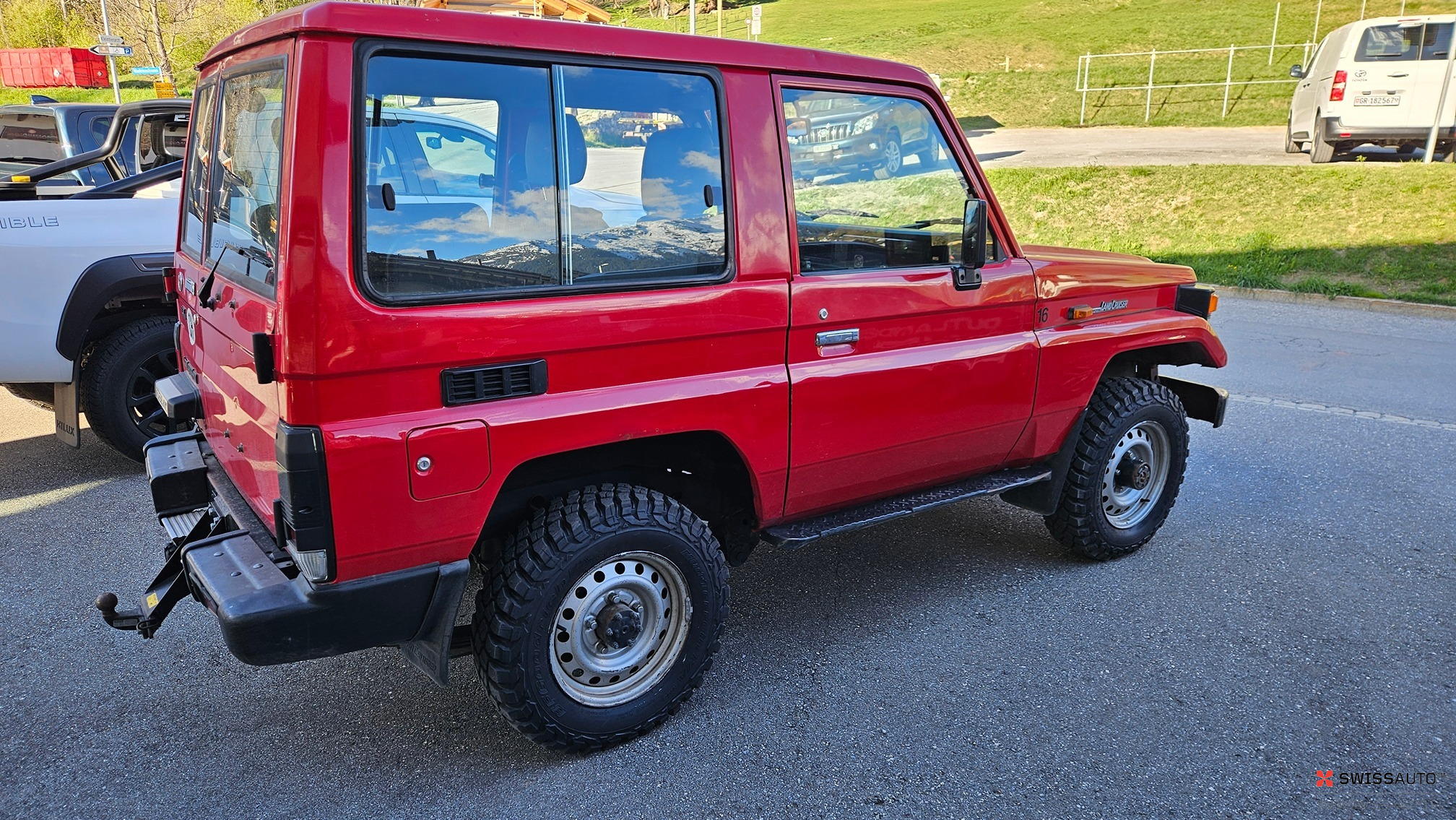 Auction Image