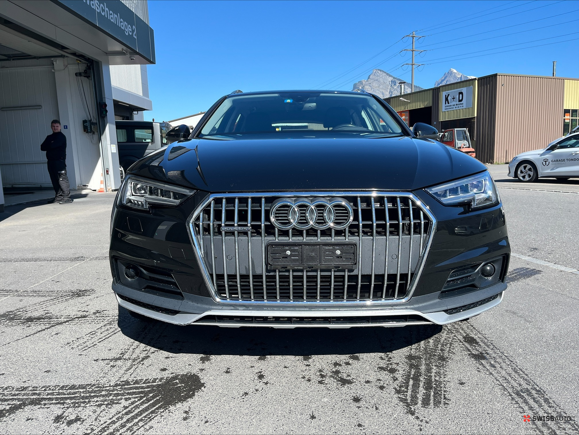 Auction Image