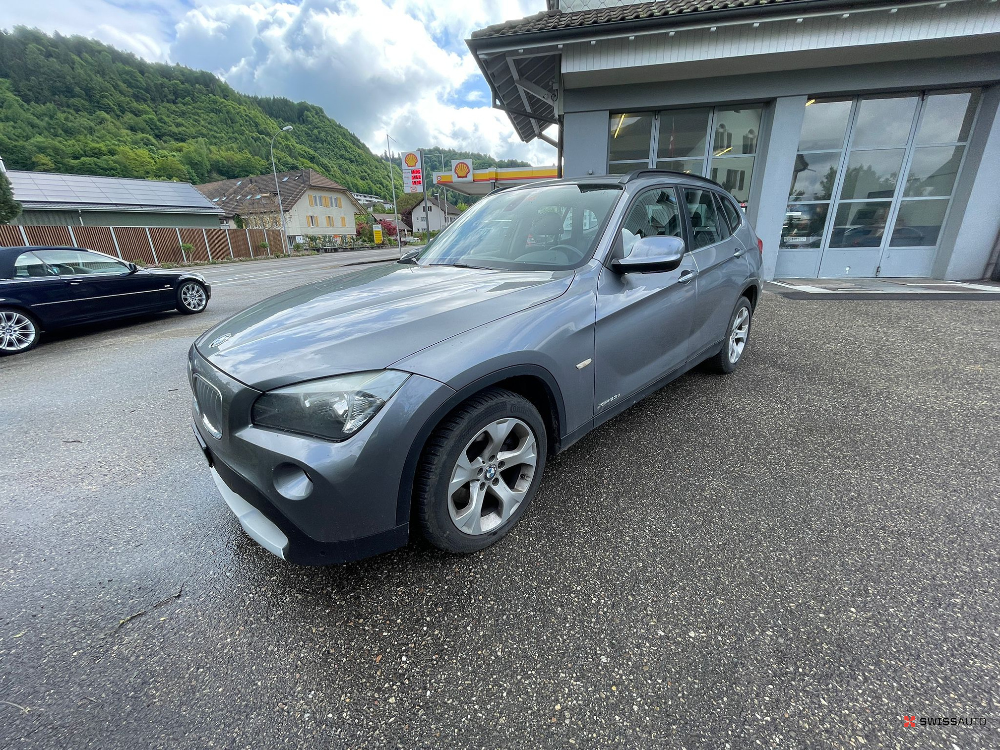 Auction Image