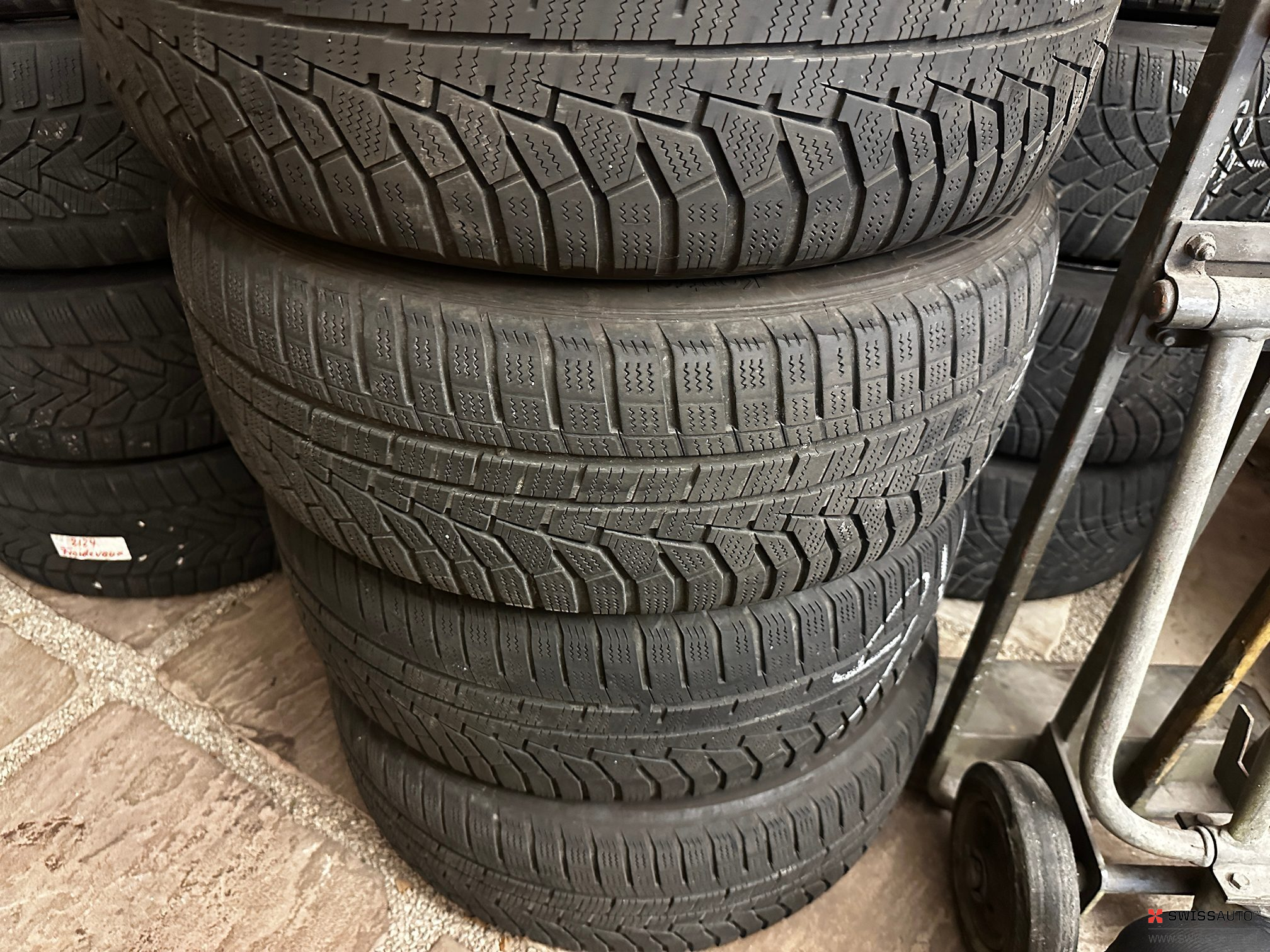 Auction Image