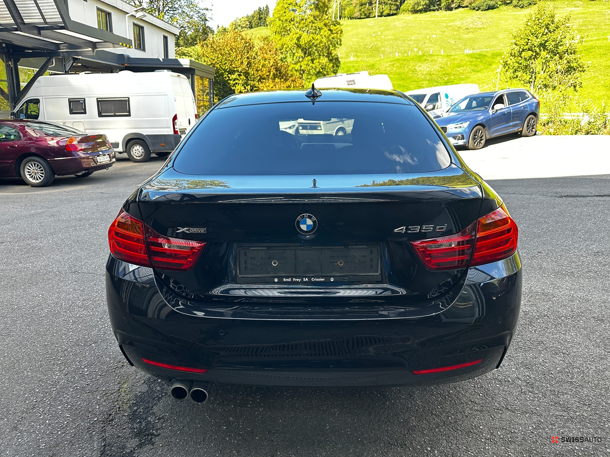 Auction Image