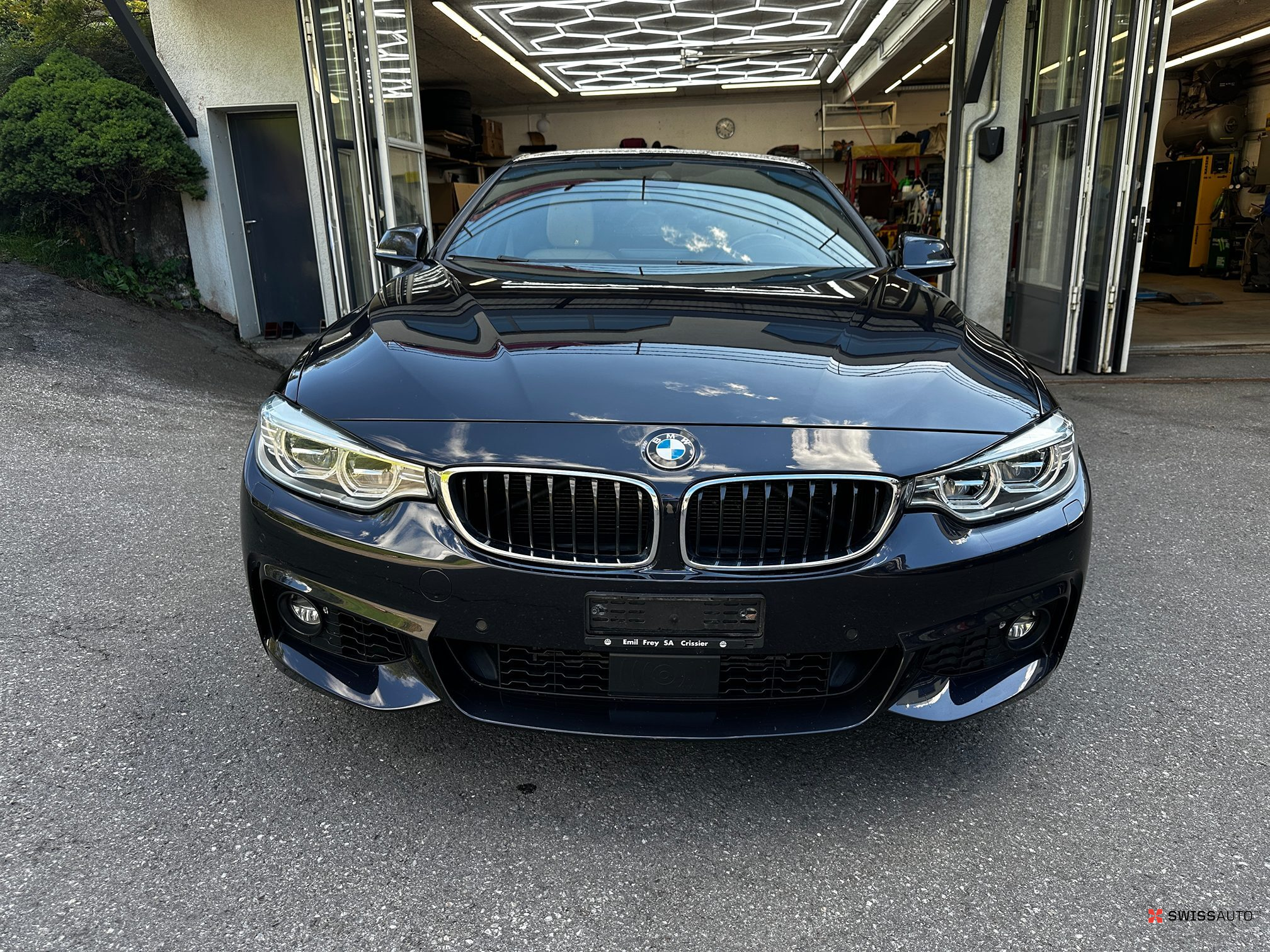 Auction Image