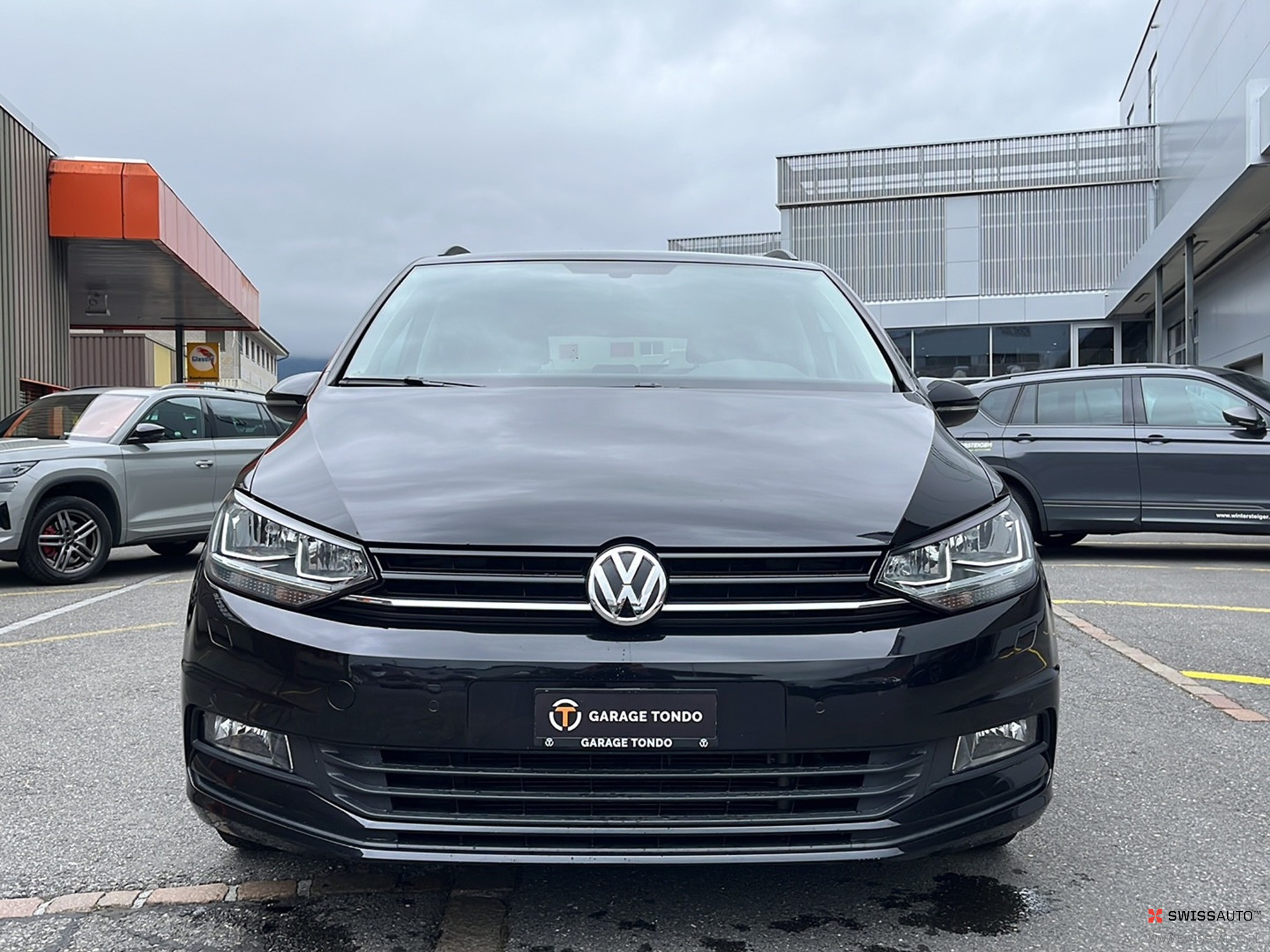 Auction Image