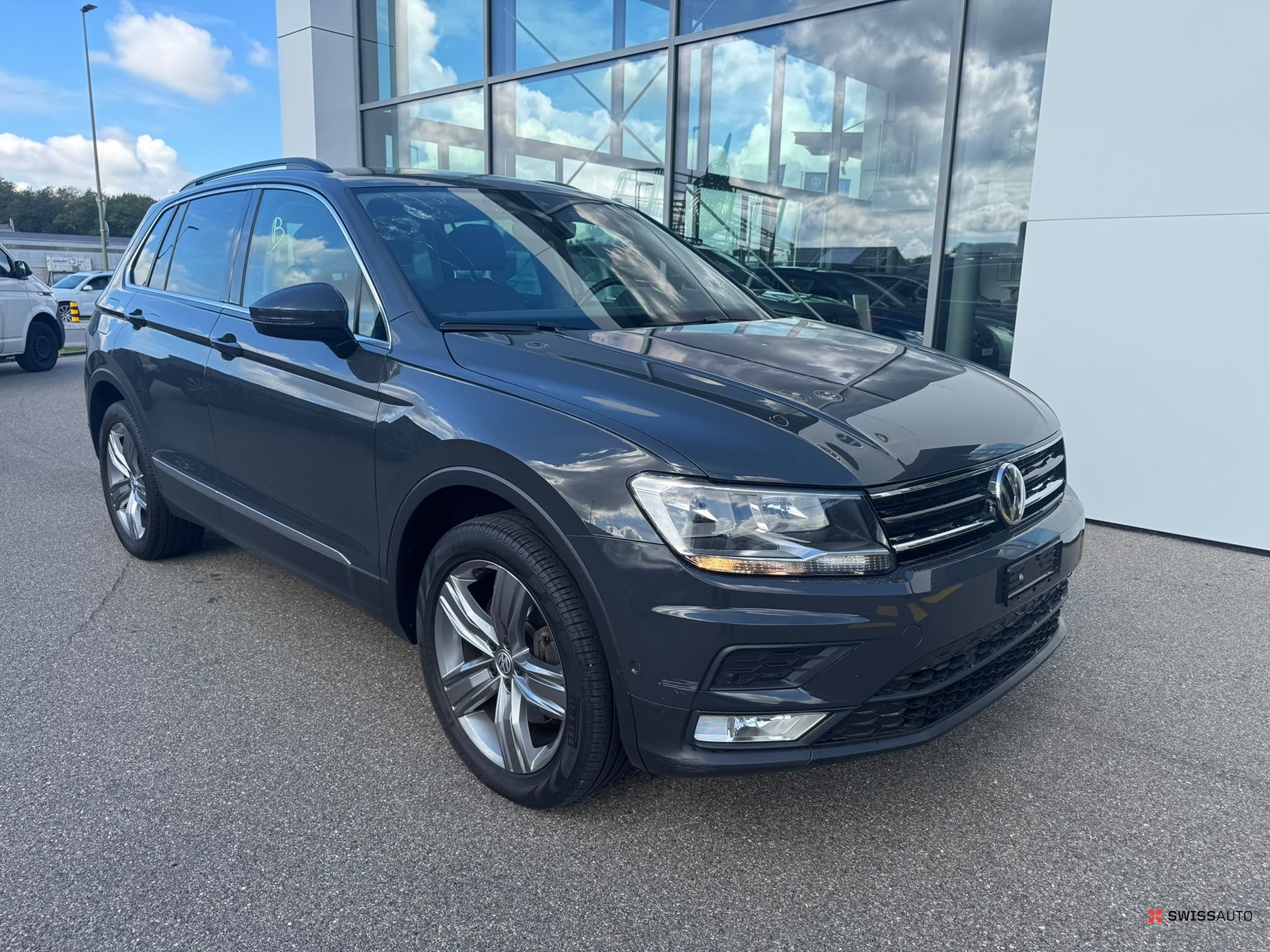 Auction Image