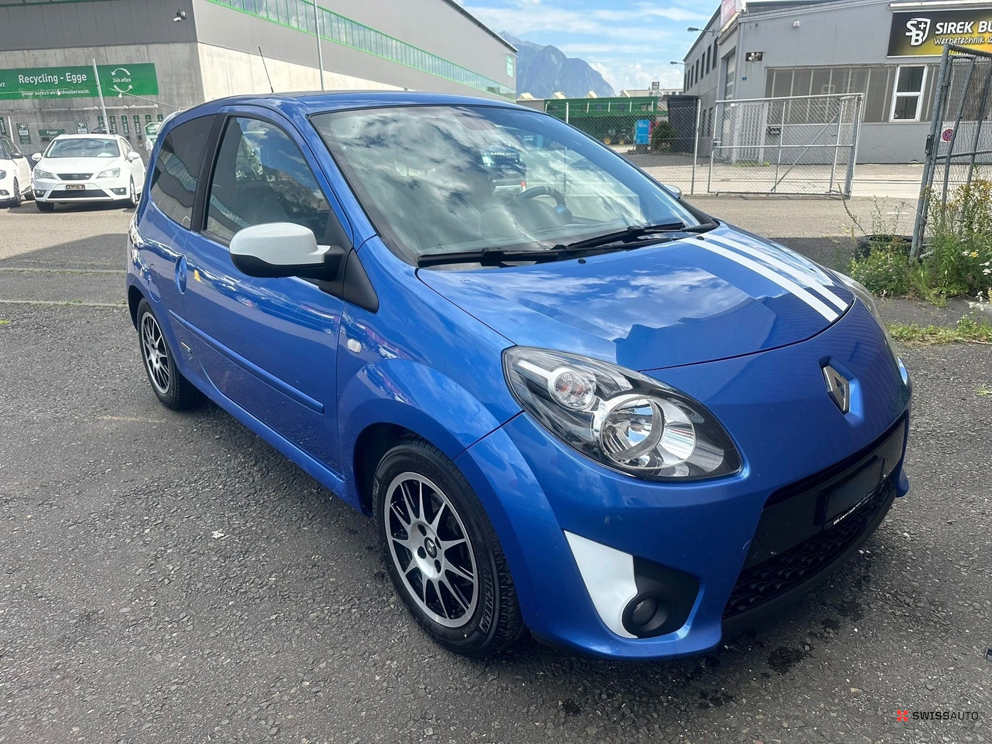 Auction Image