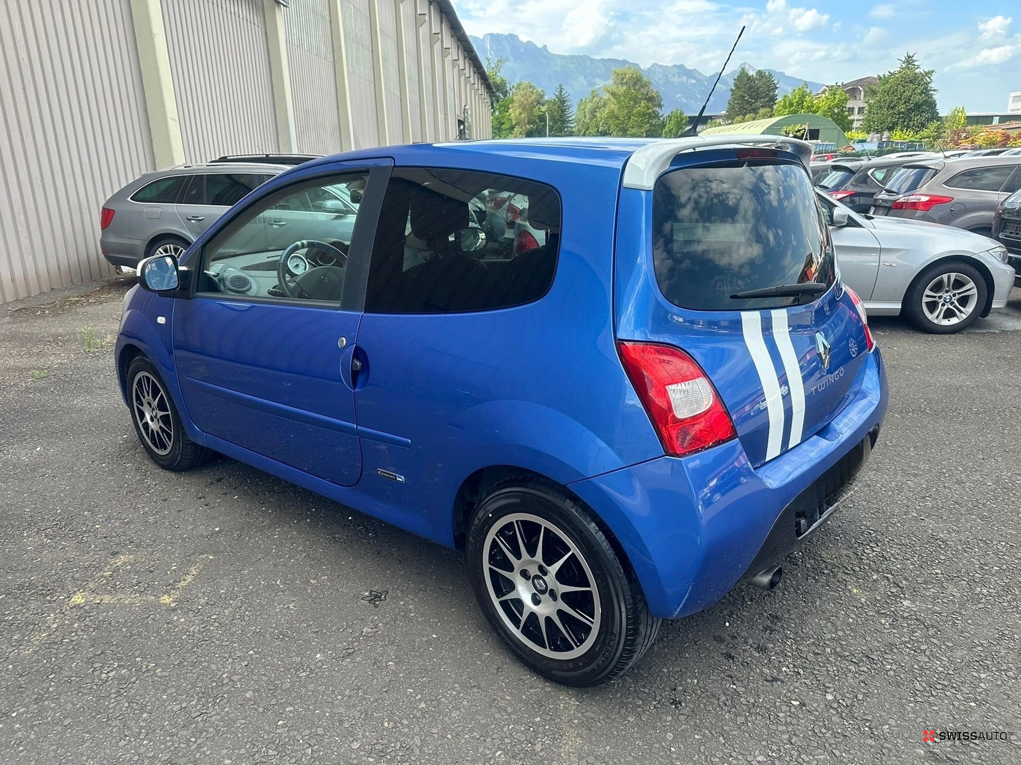 Auction Image