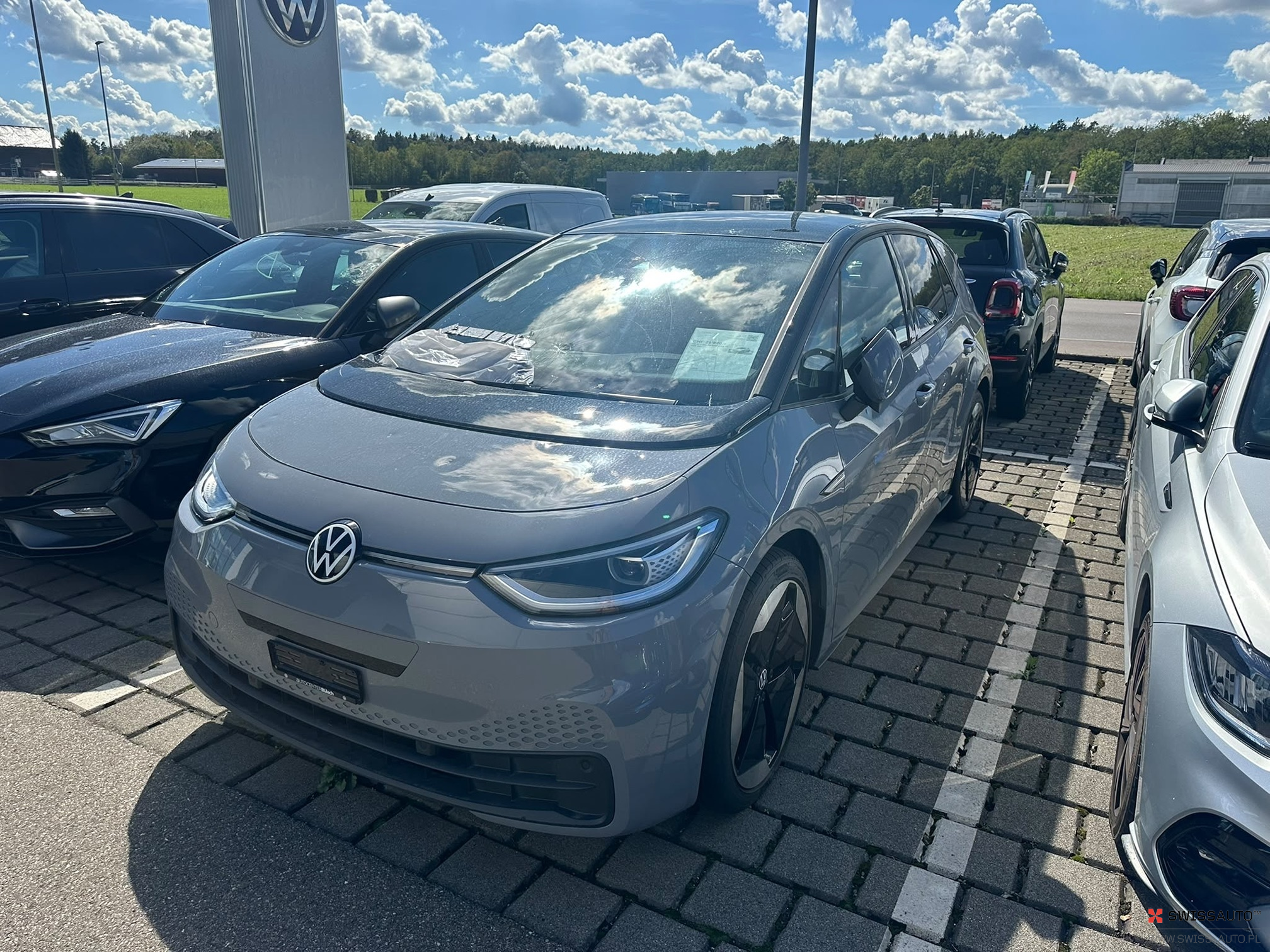 Auction Image