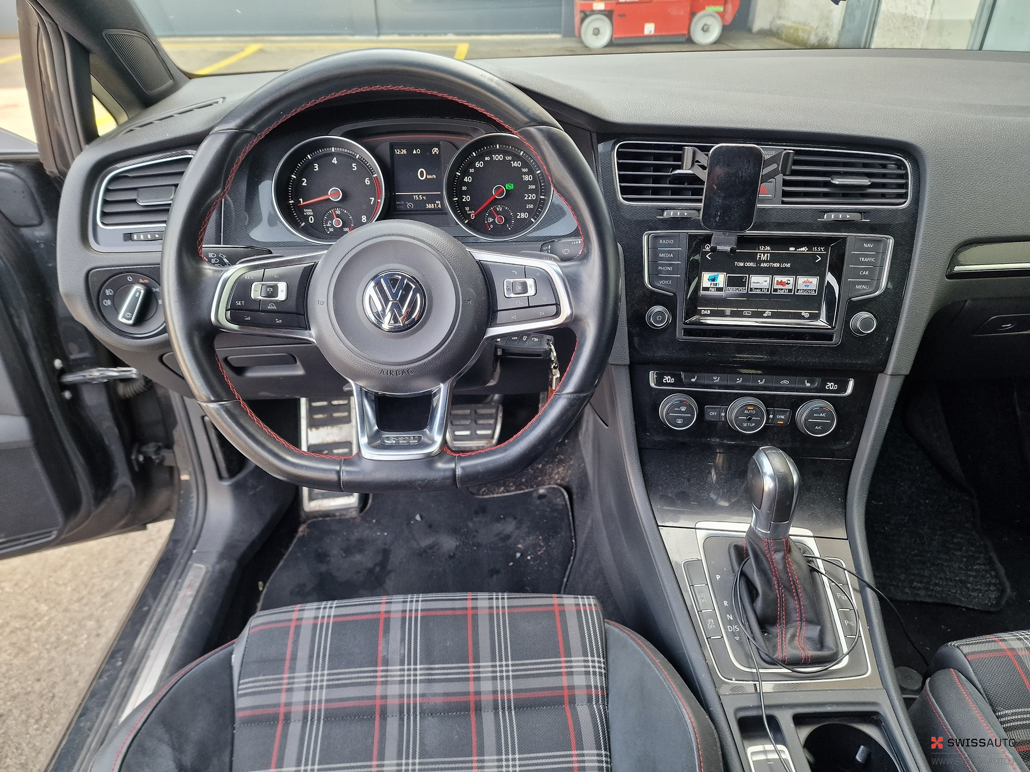 Auction Image