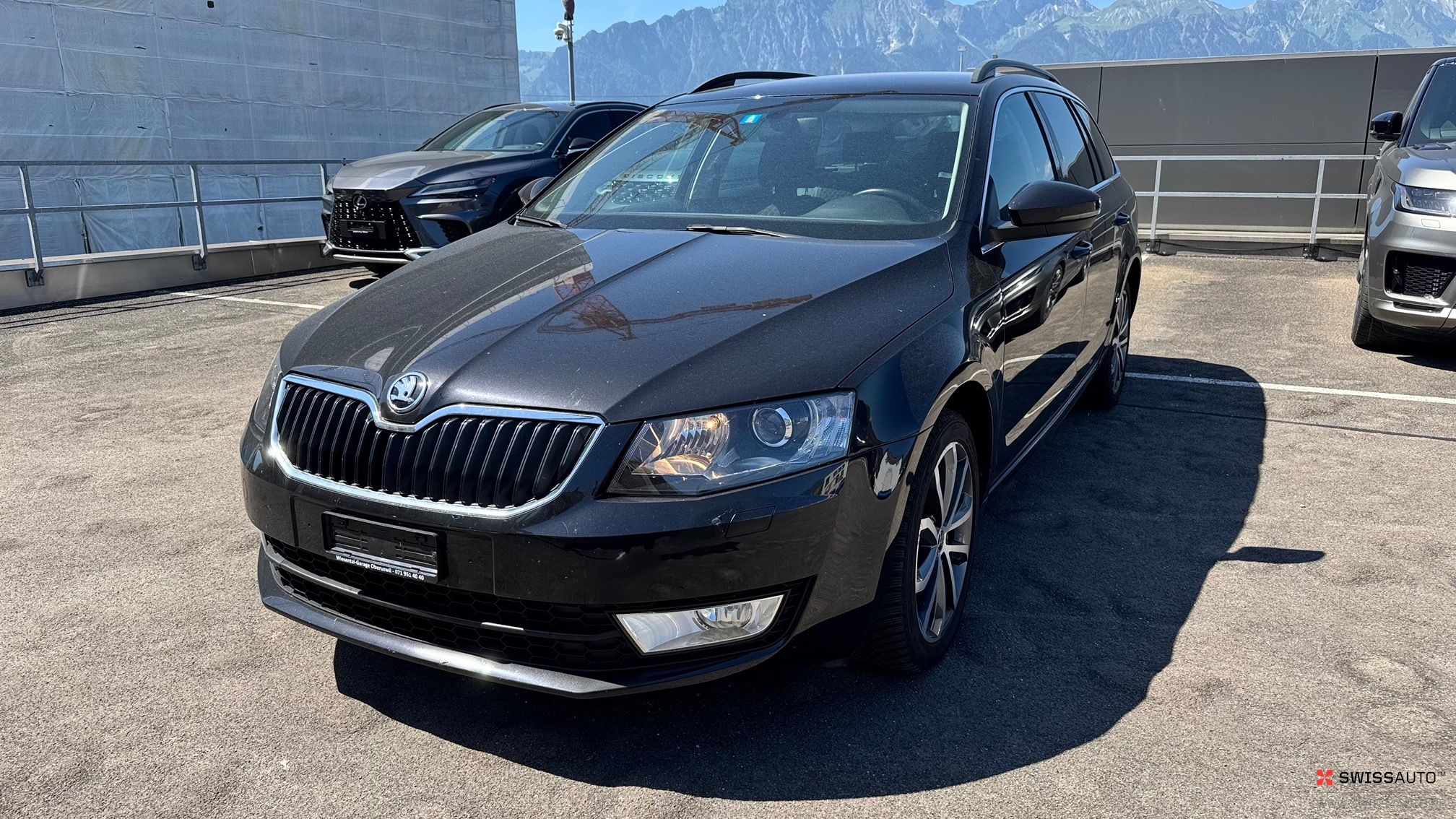 Auction Image