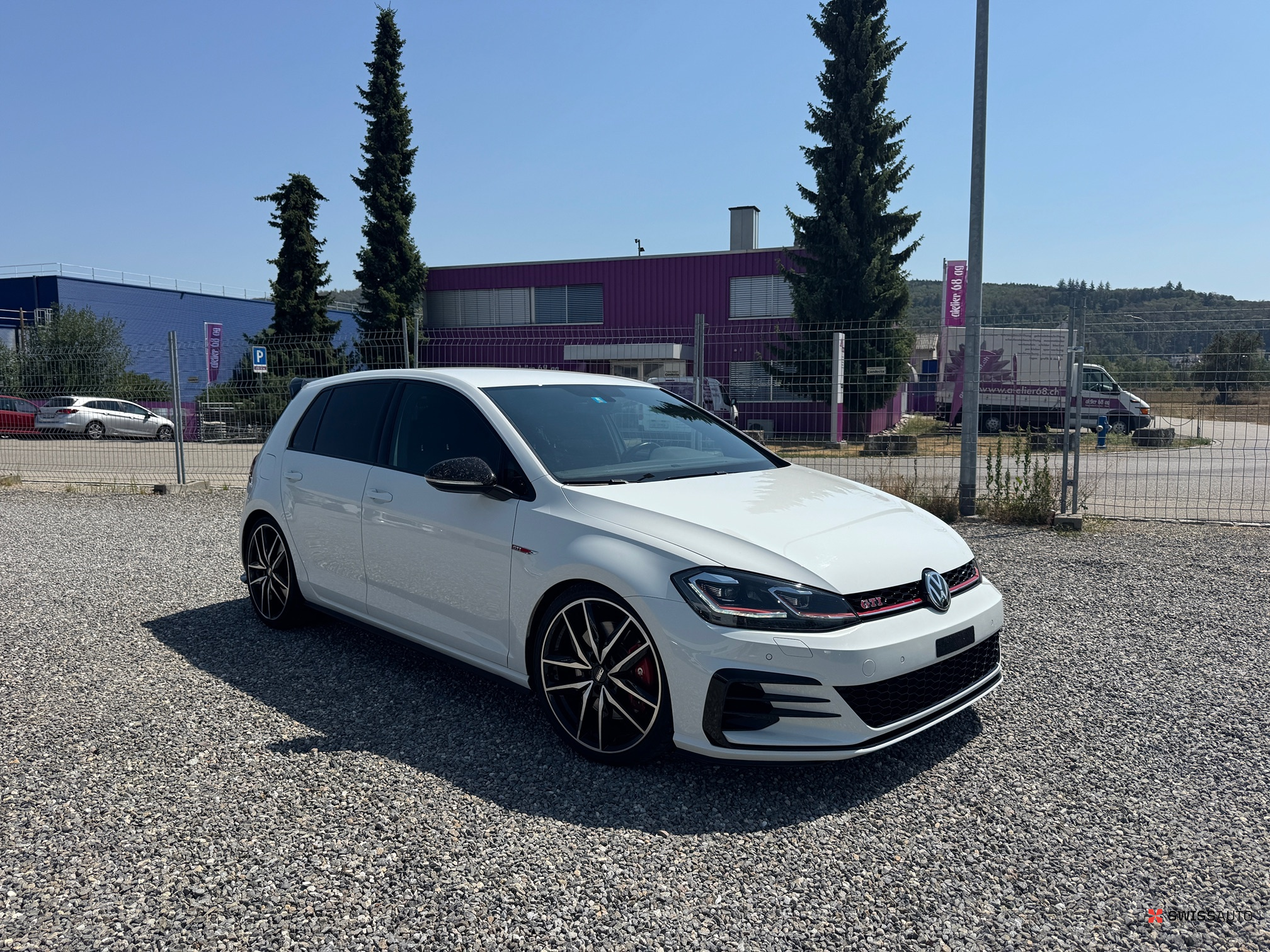 Auction Image