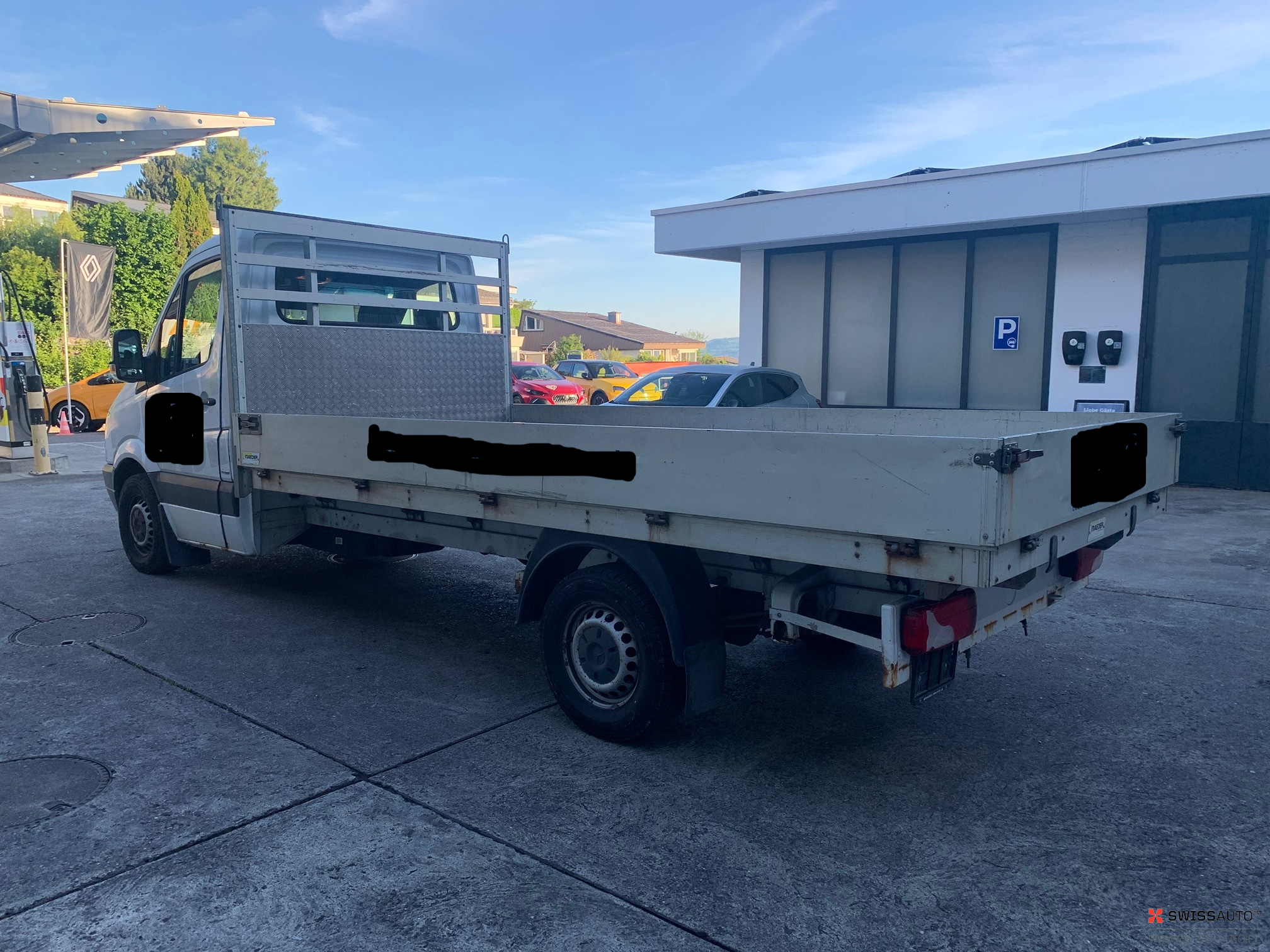 Auction Image
