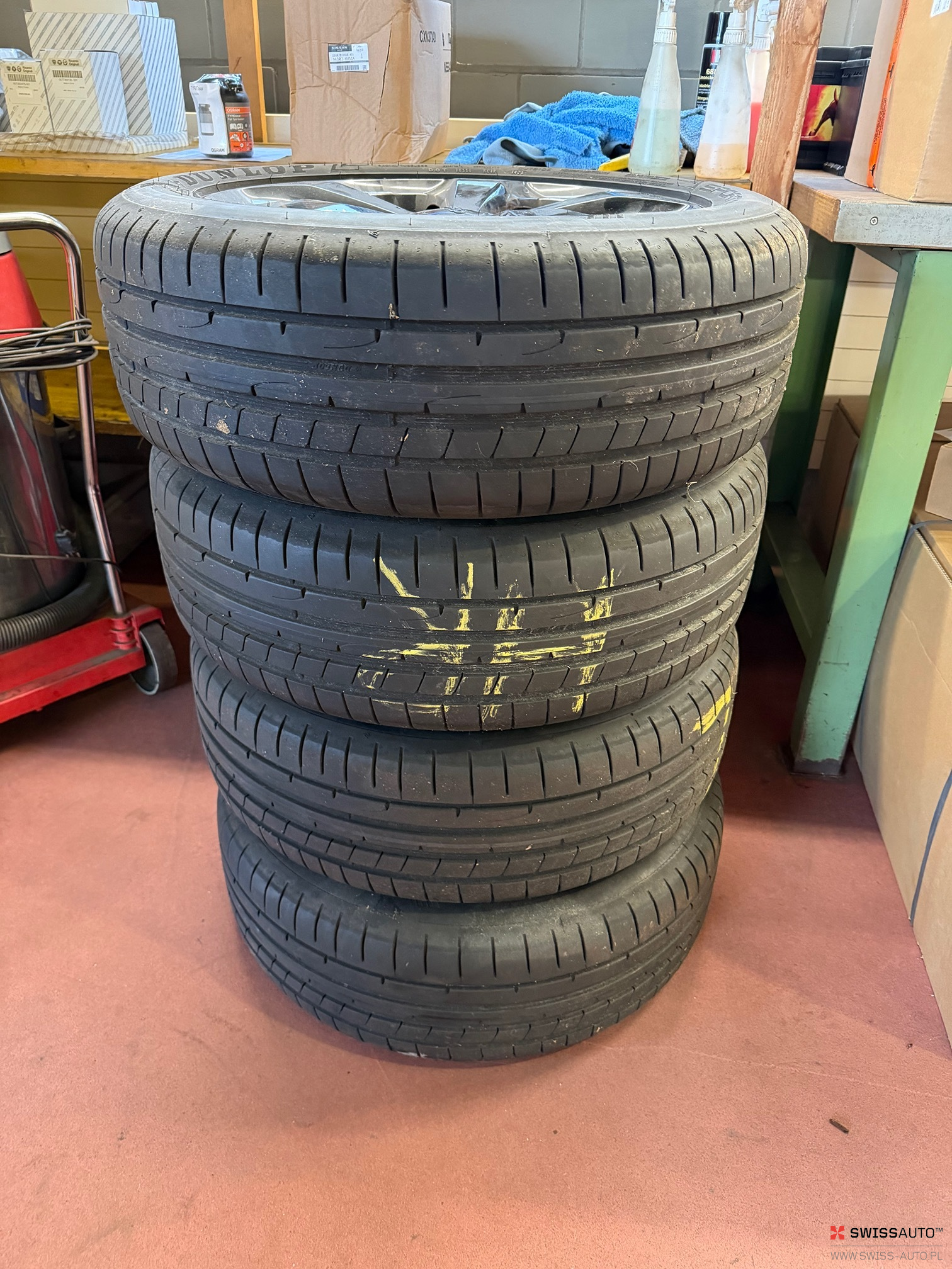 Auction Image