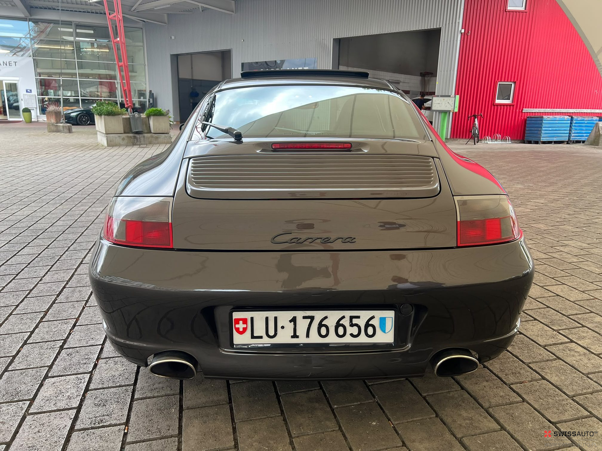 Auction Image