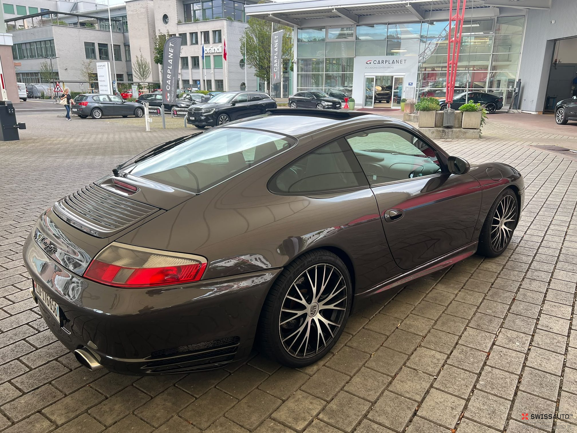 Auction Image
