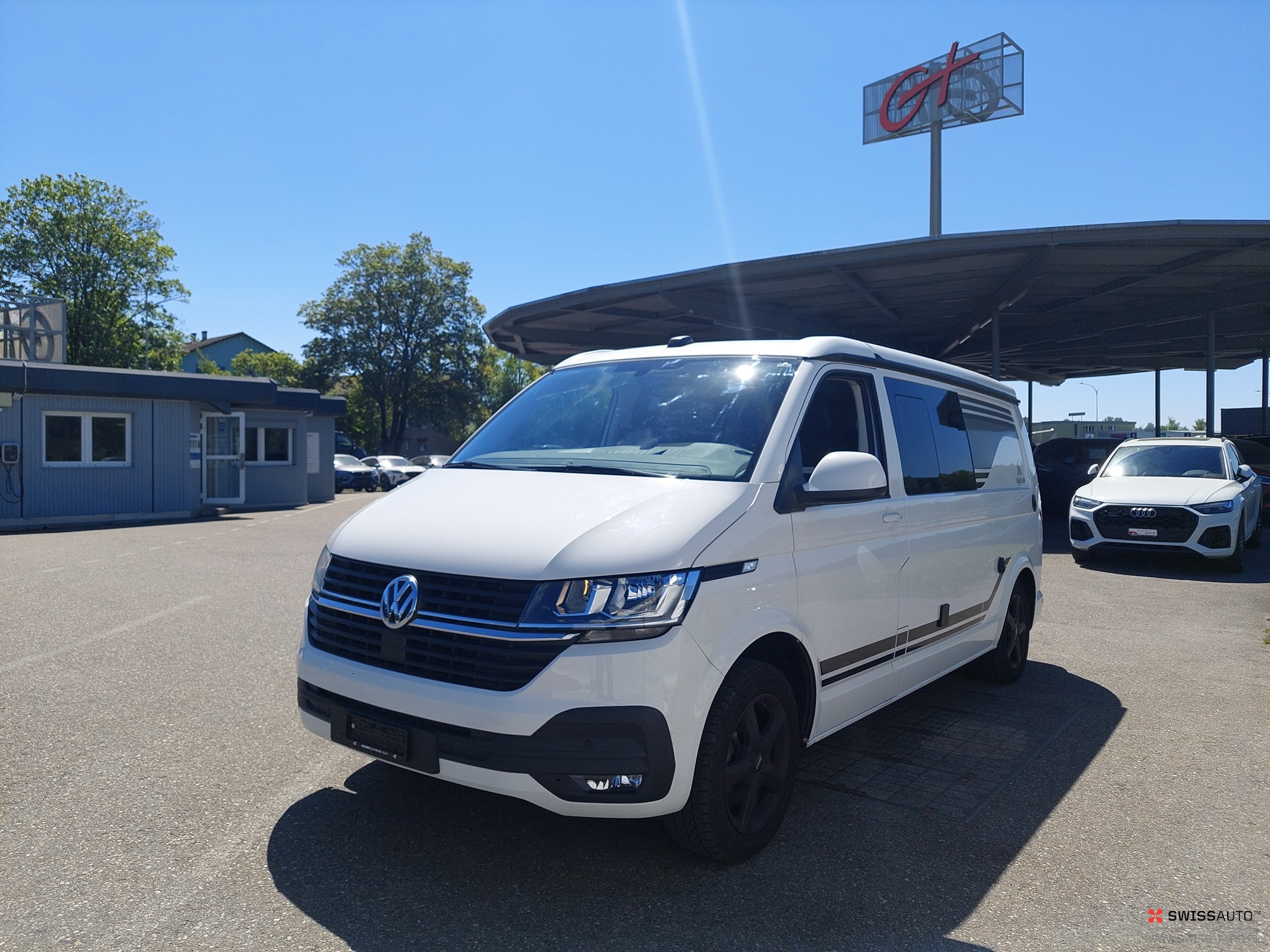 Auction Image