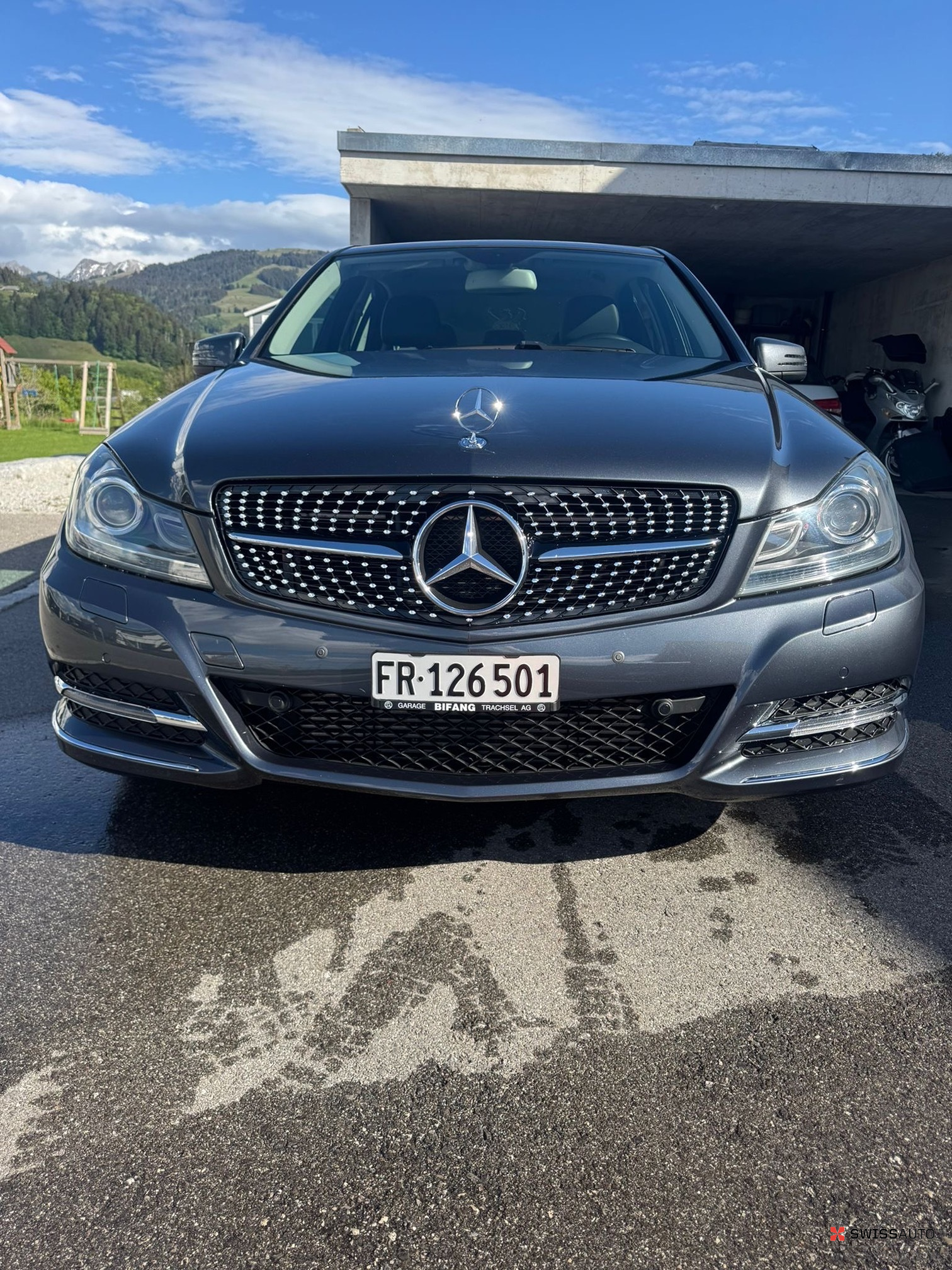 Auction Image