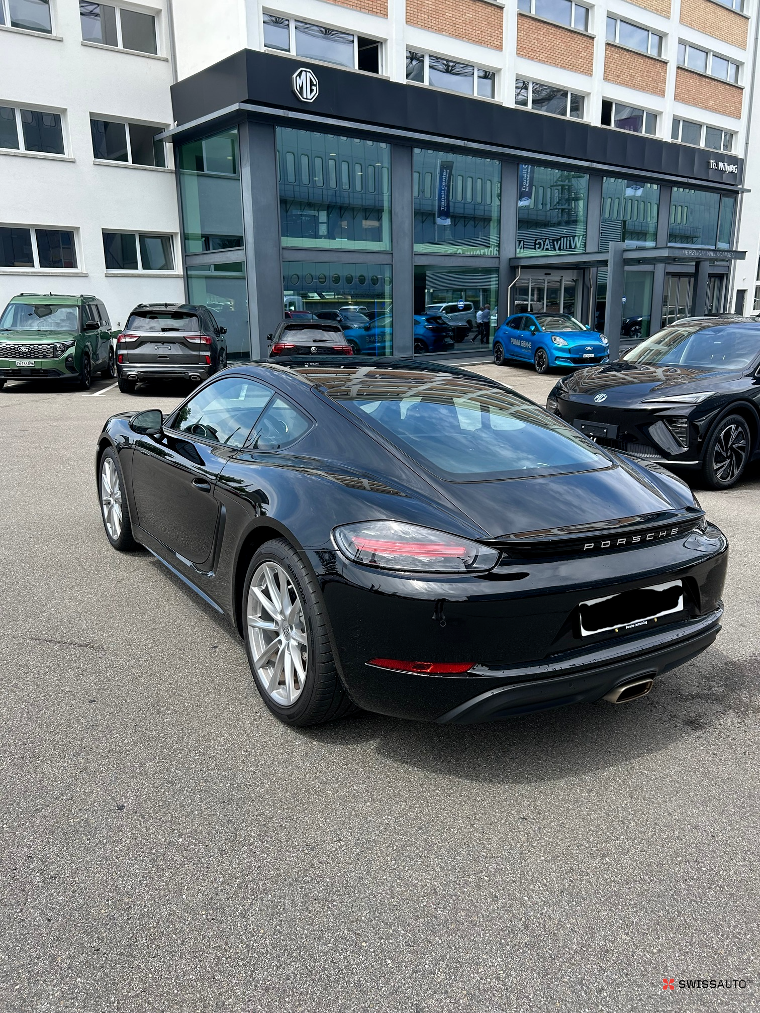 Auction Image
