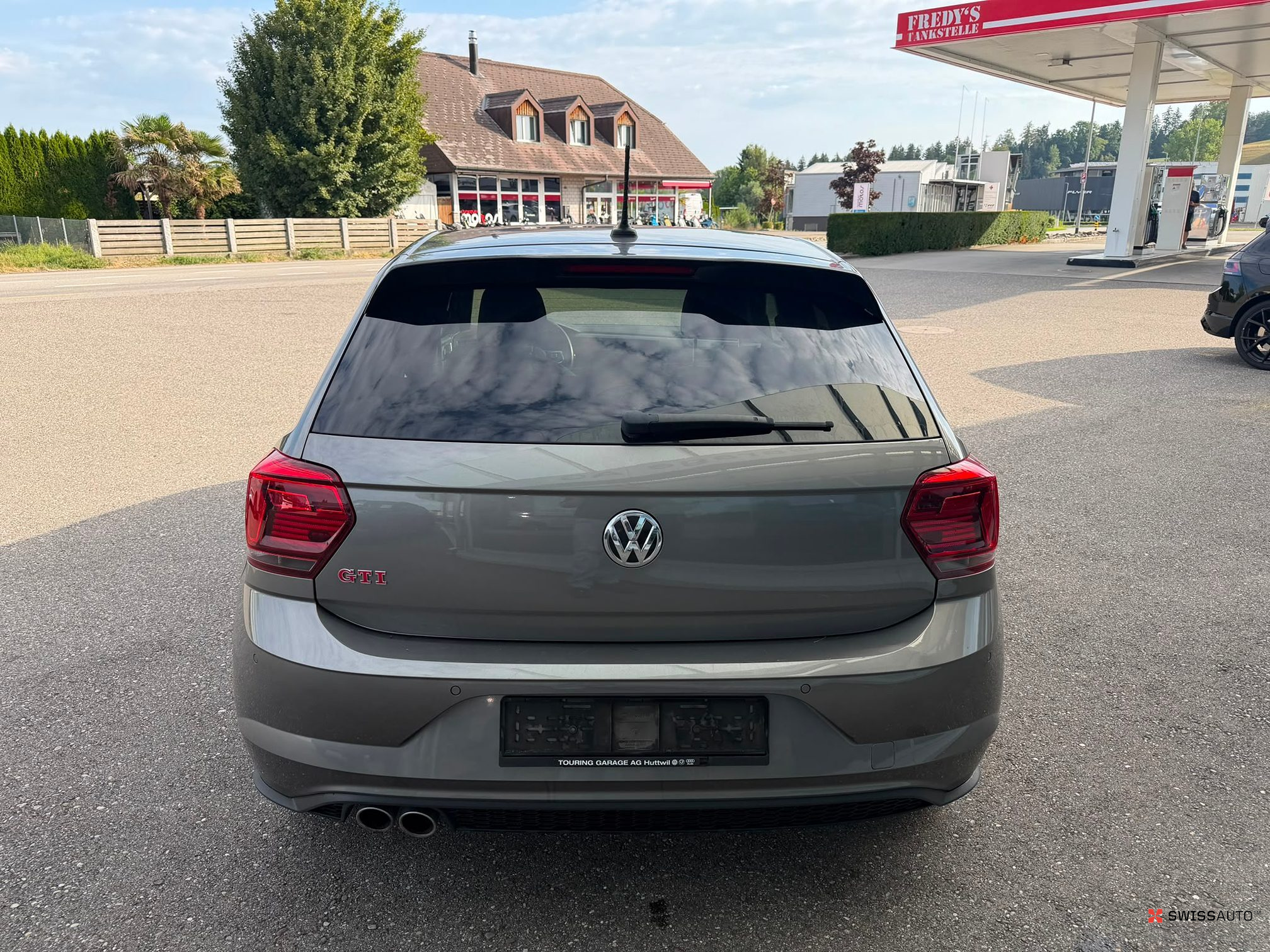 Auction Image