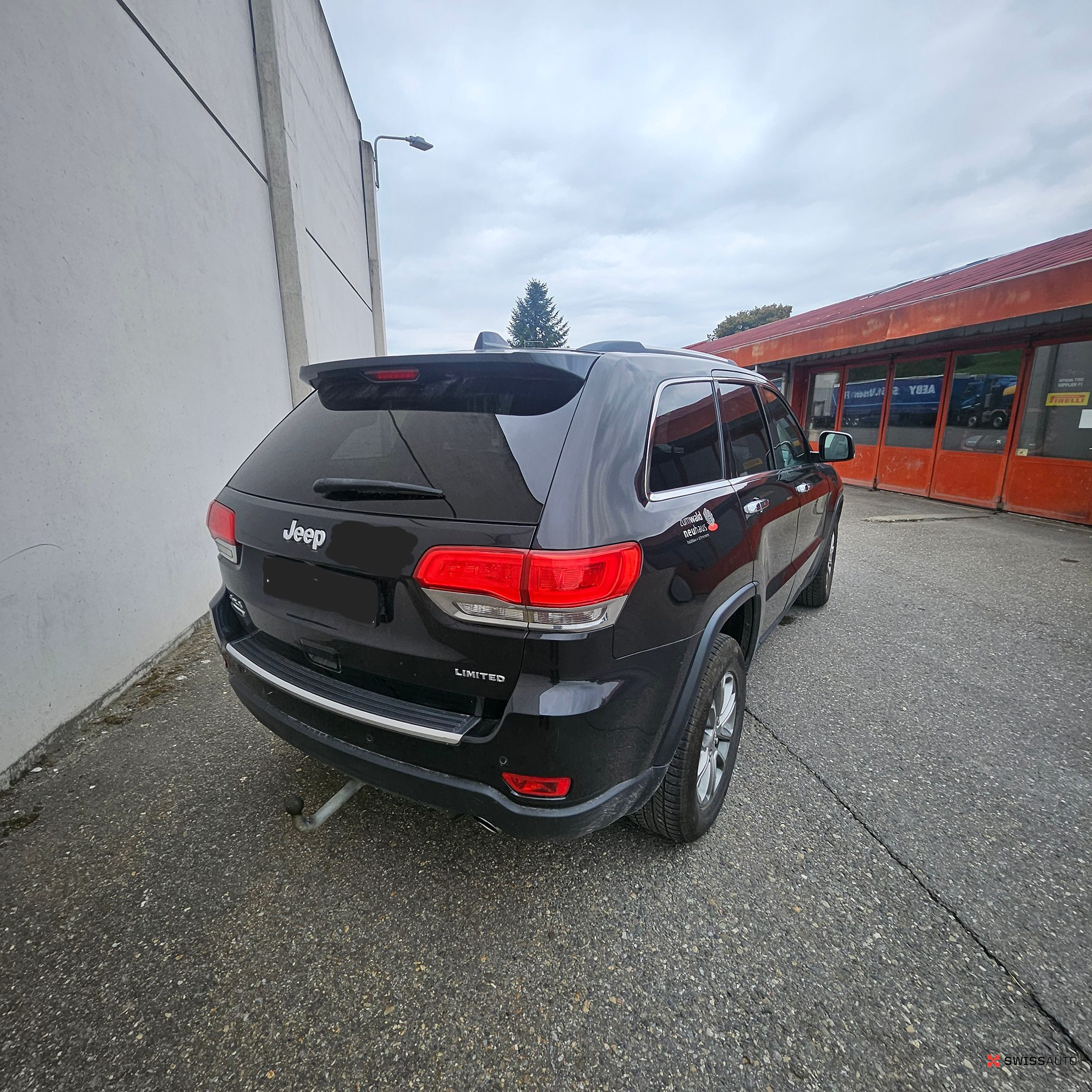 Auction Image