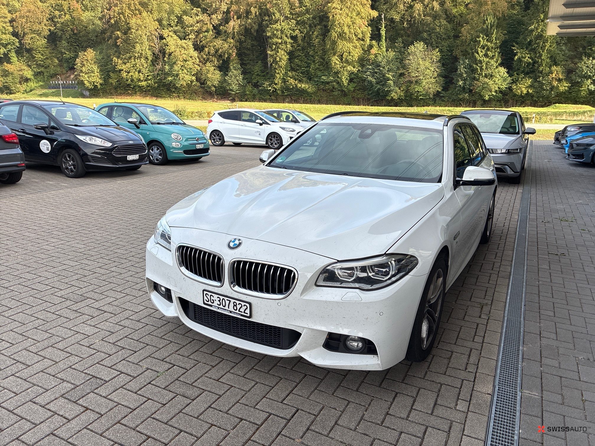 Auction Image