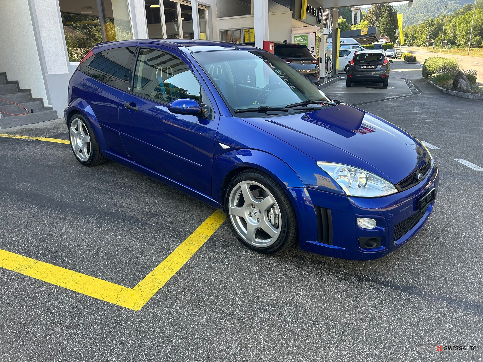 Auction Image