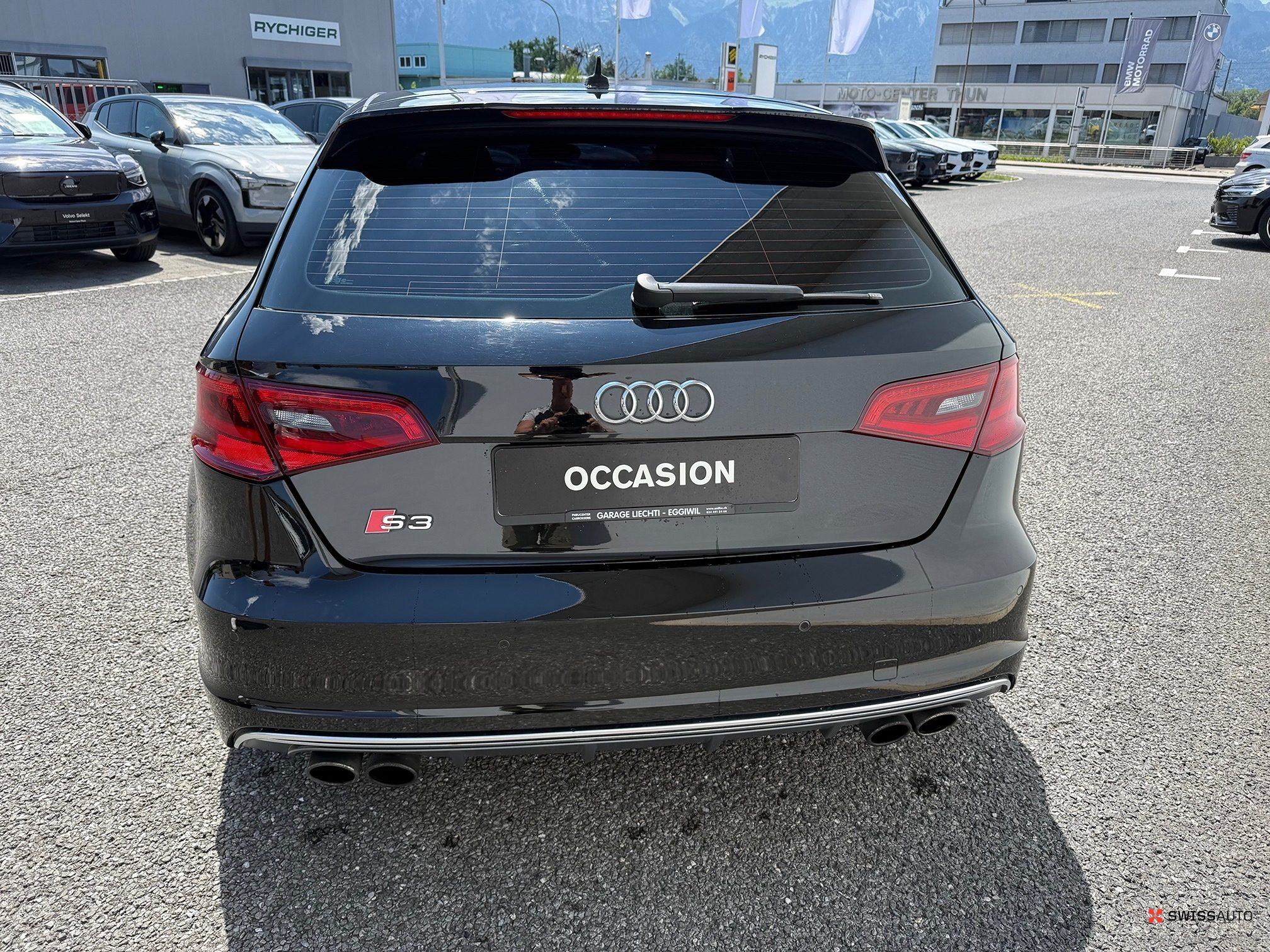 Auction Image