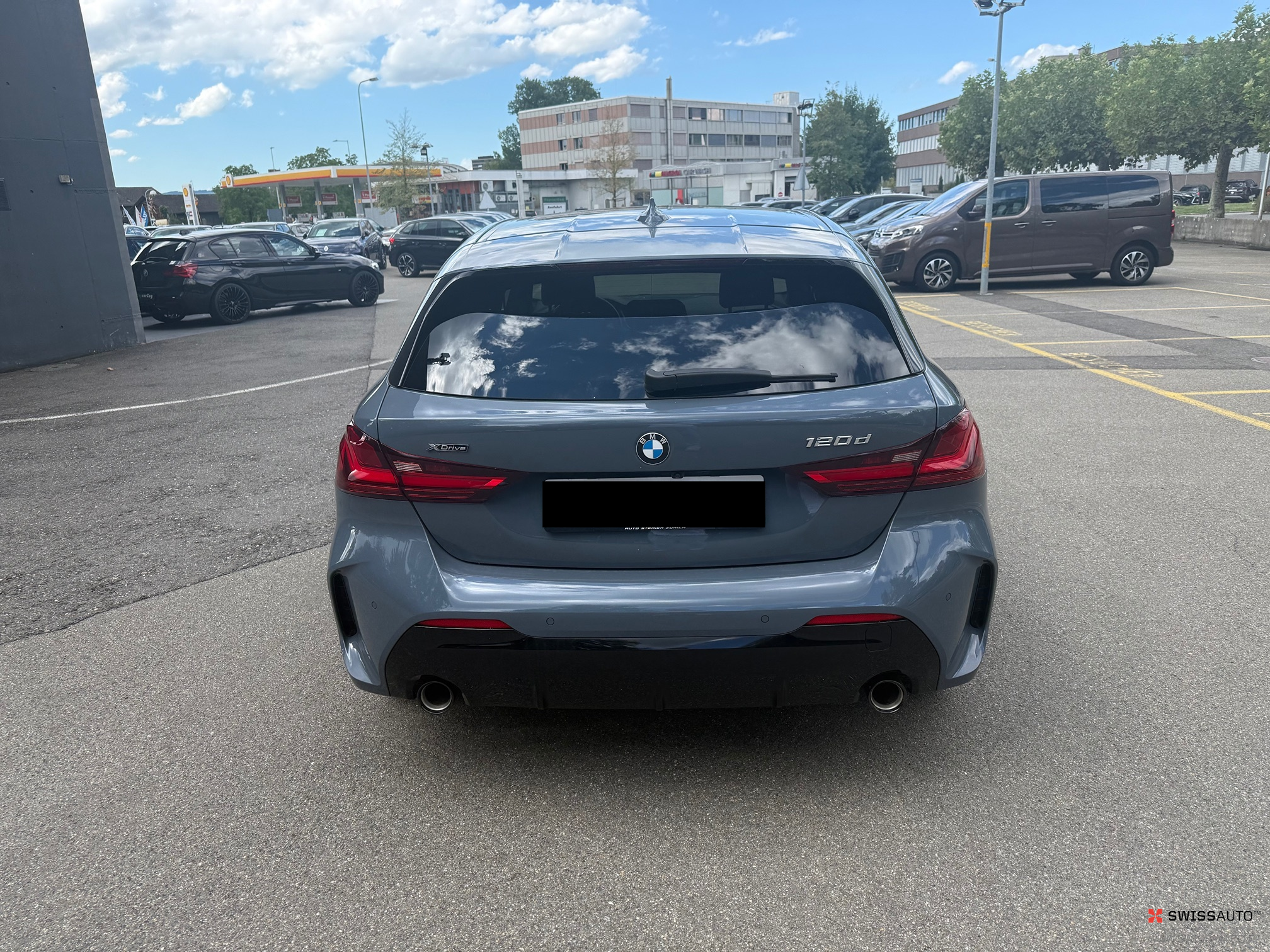 Auction Image